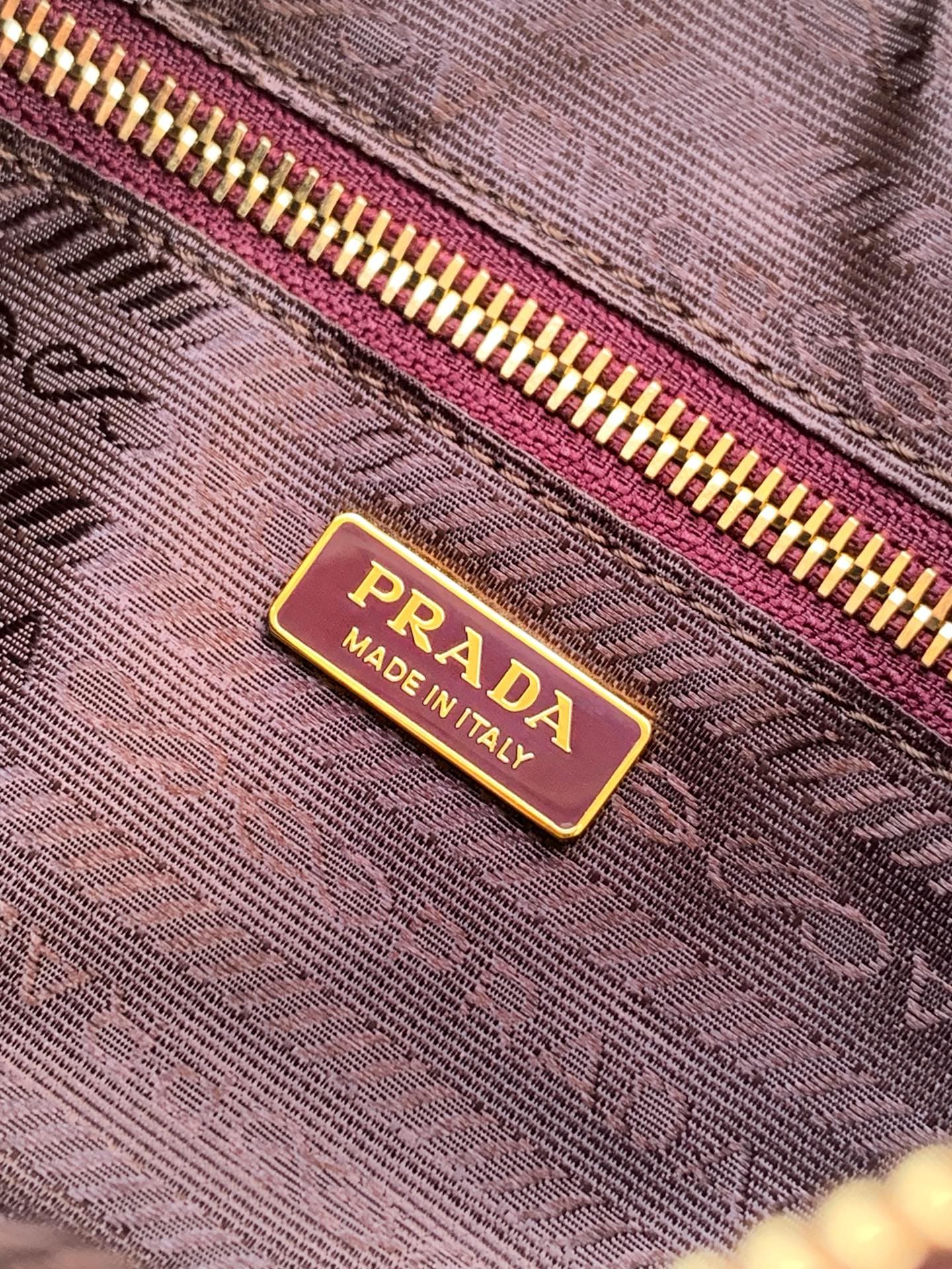 Prada Bag 1BC264