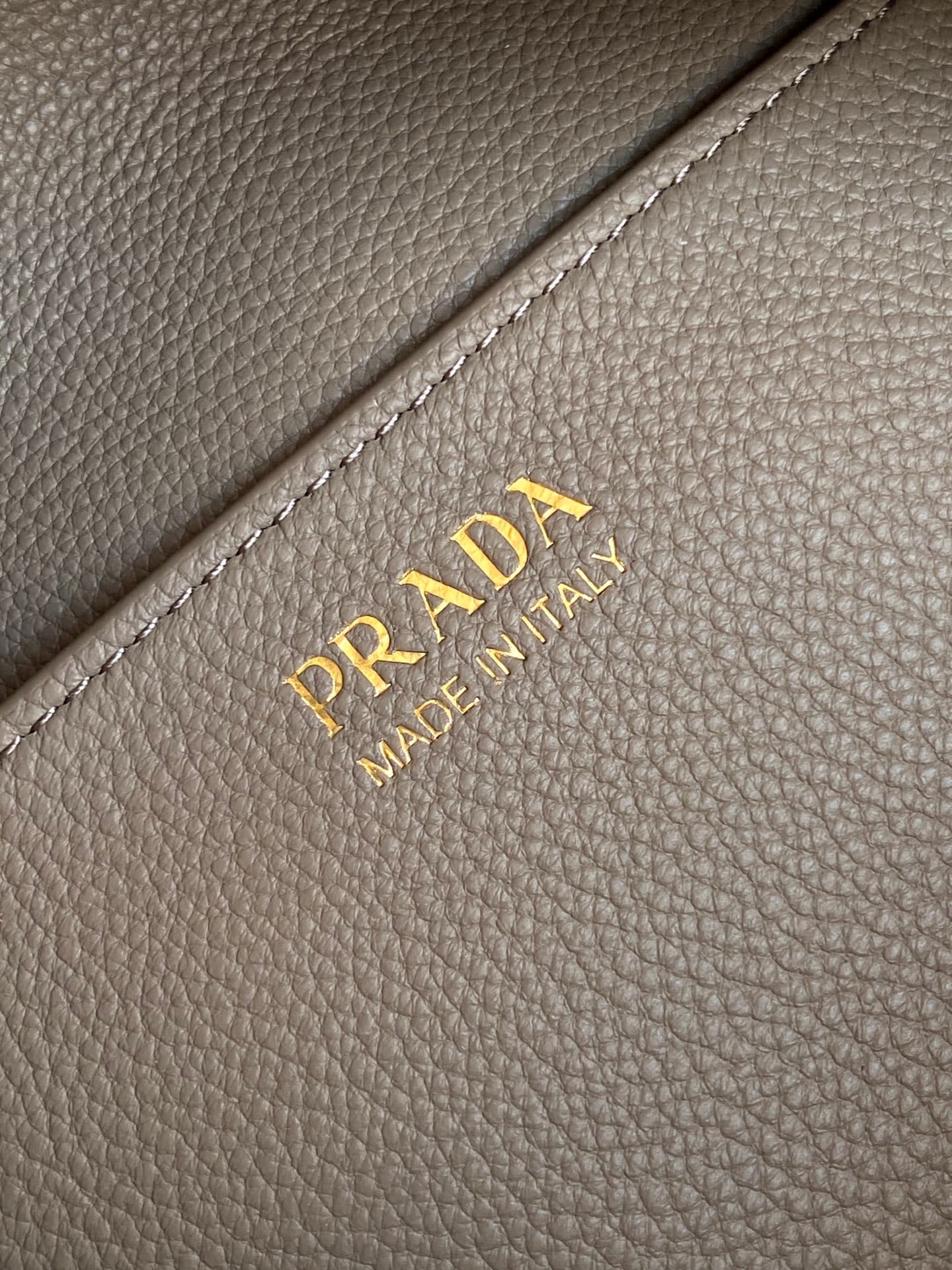 Prada Gold Bag 1BB148