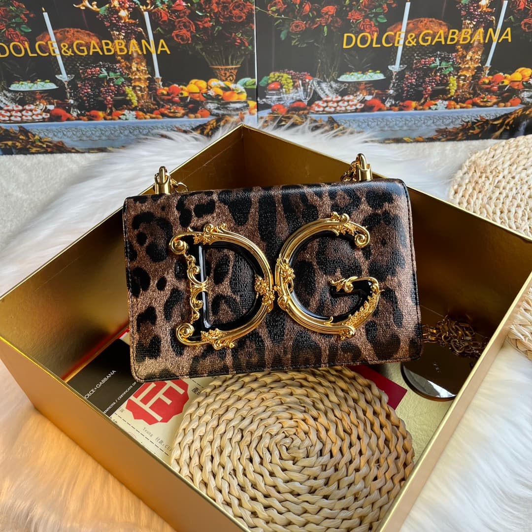 Dolce & Gabbana Gold Bags 4153