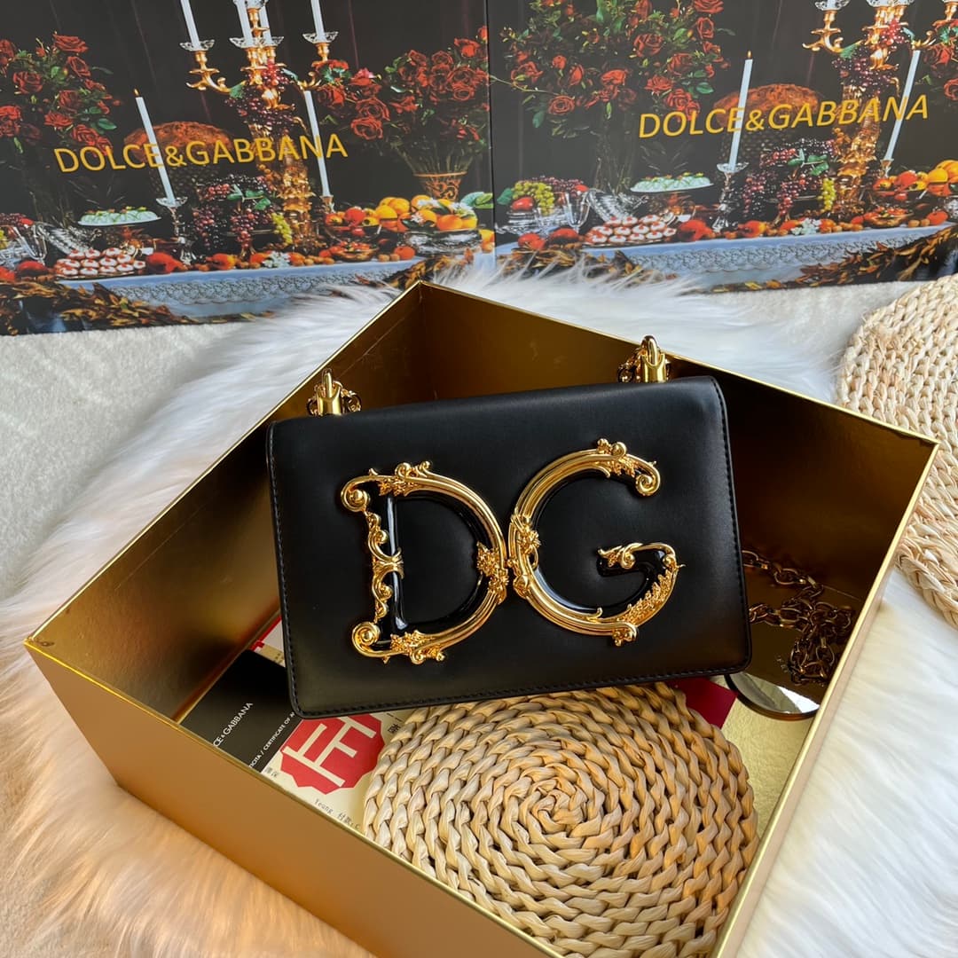 Dolce & Gabbana Gold Bags 4153