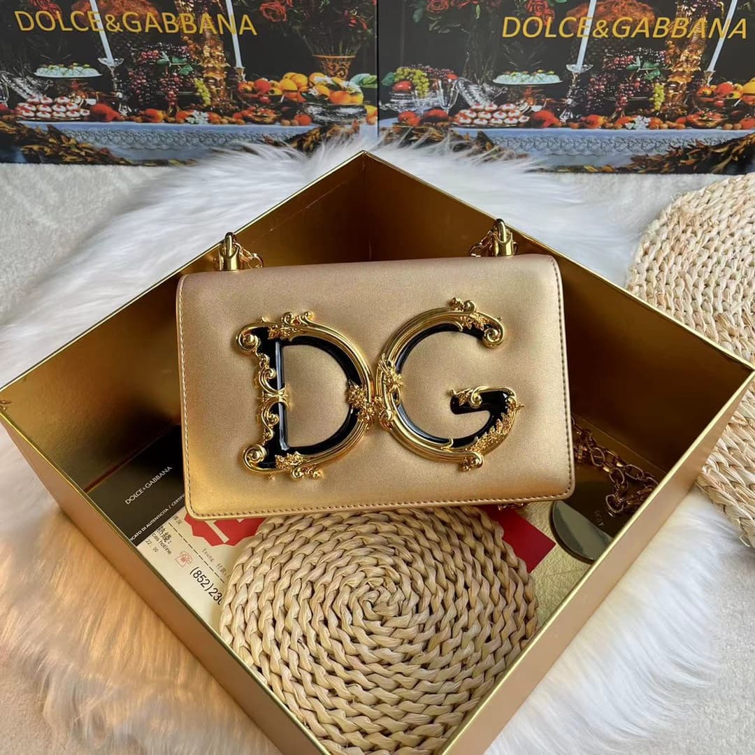 Dolce & Gabbana Gold Bags 4153