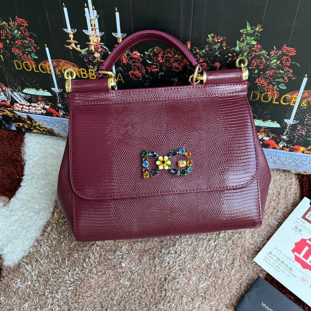 Dolce & Gabbana Gold Bags 4136
