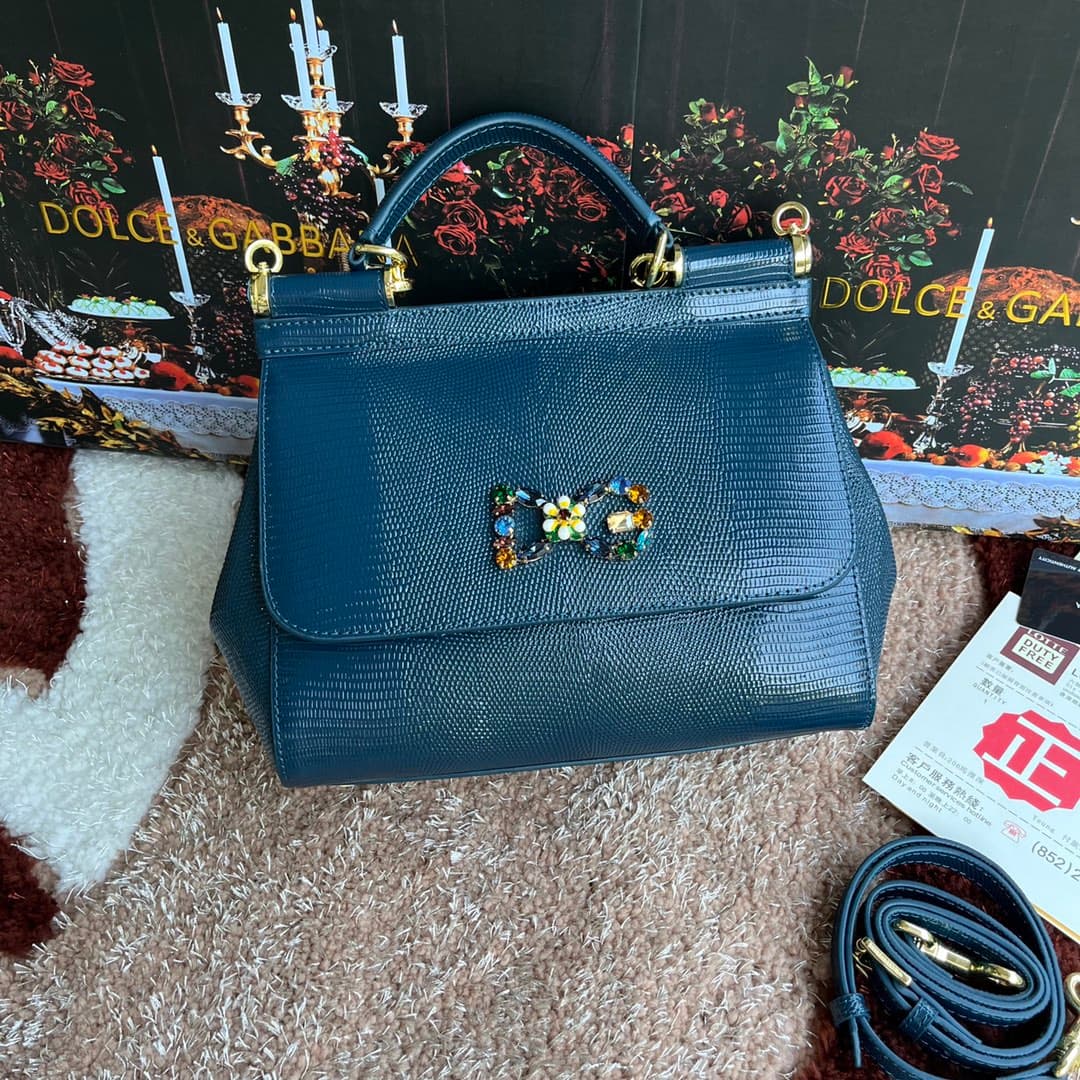 Dolce & Gabbana Gold Bags 4136