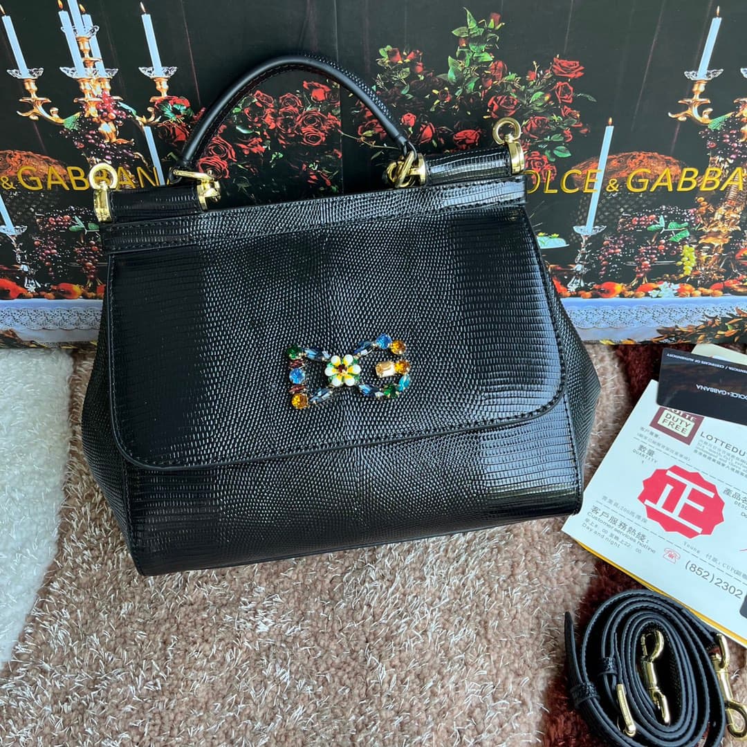 Dolce & Gabbana Gold Bags 4136