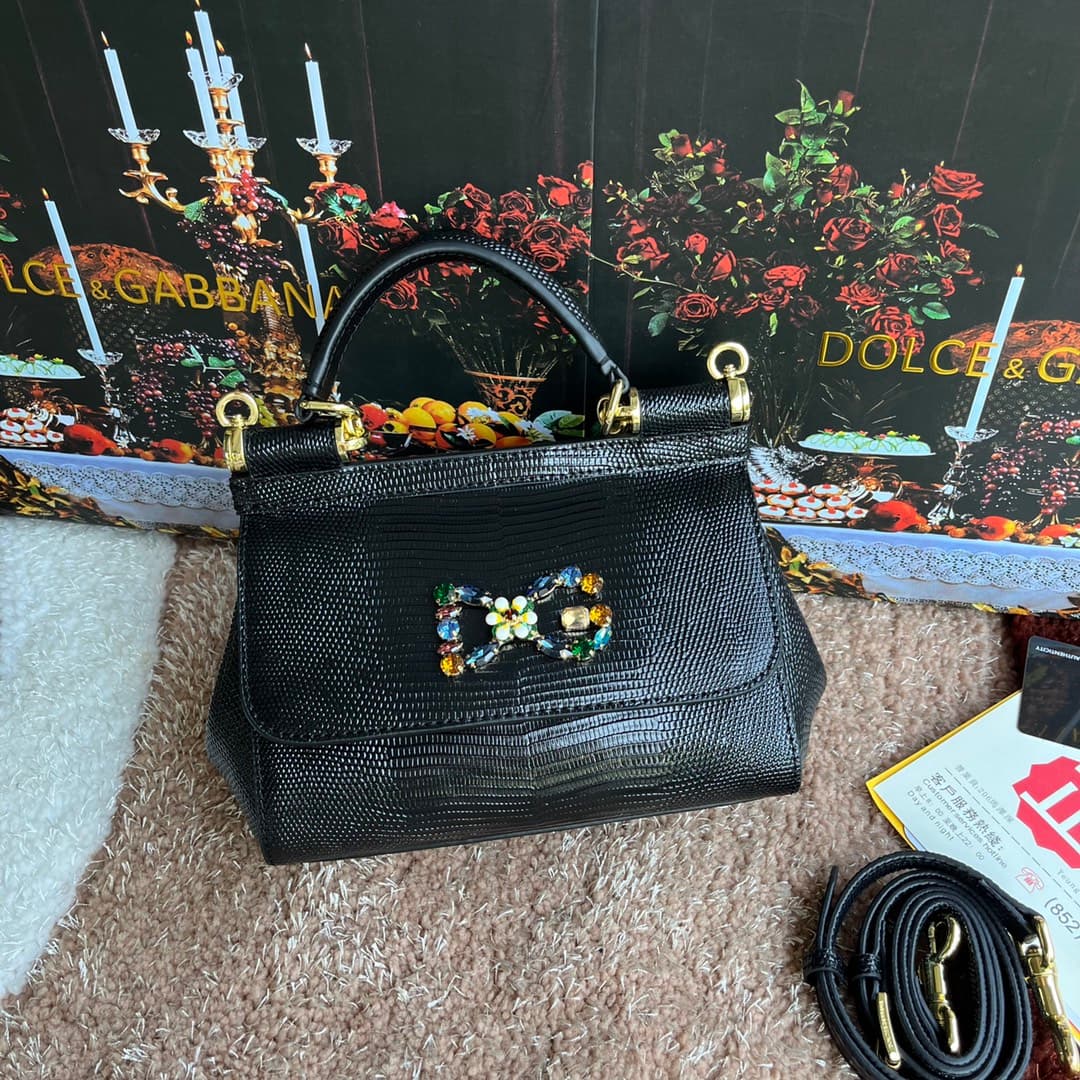 Dolce & Gabbana Gold Bags 4135