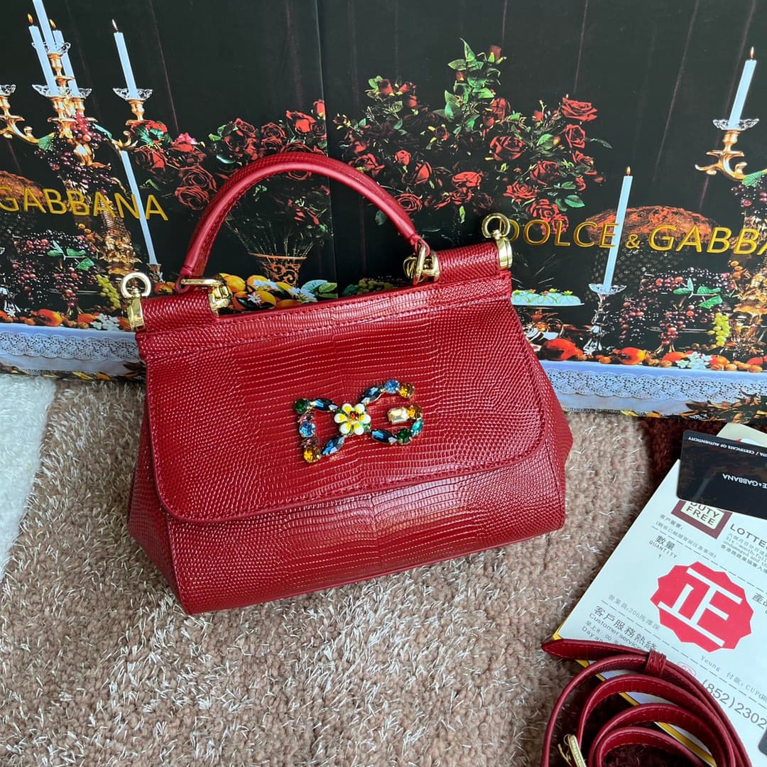 Dolce & Gabbana Gold Bags 4135