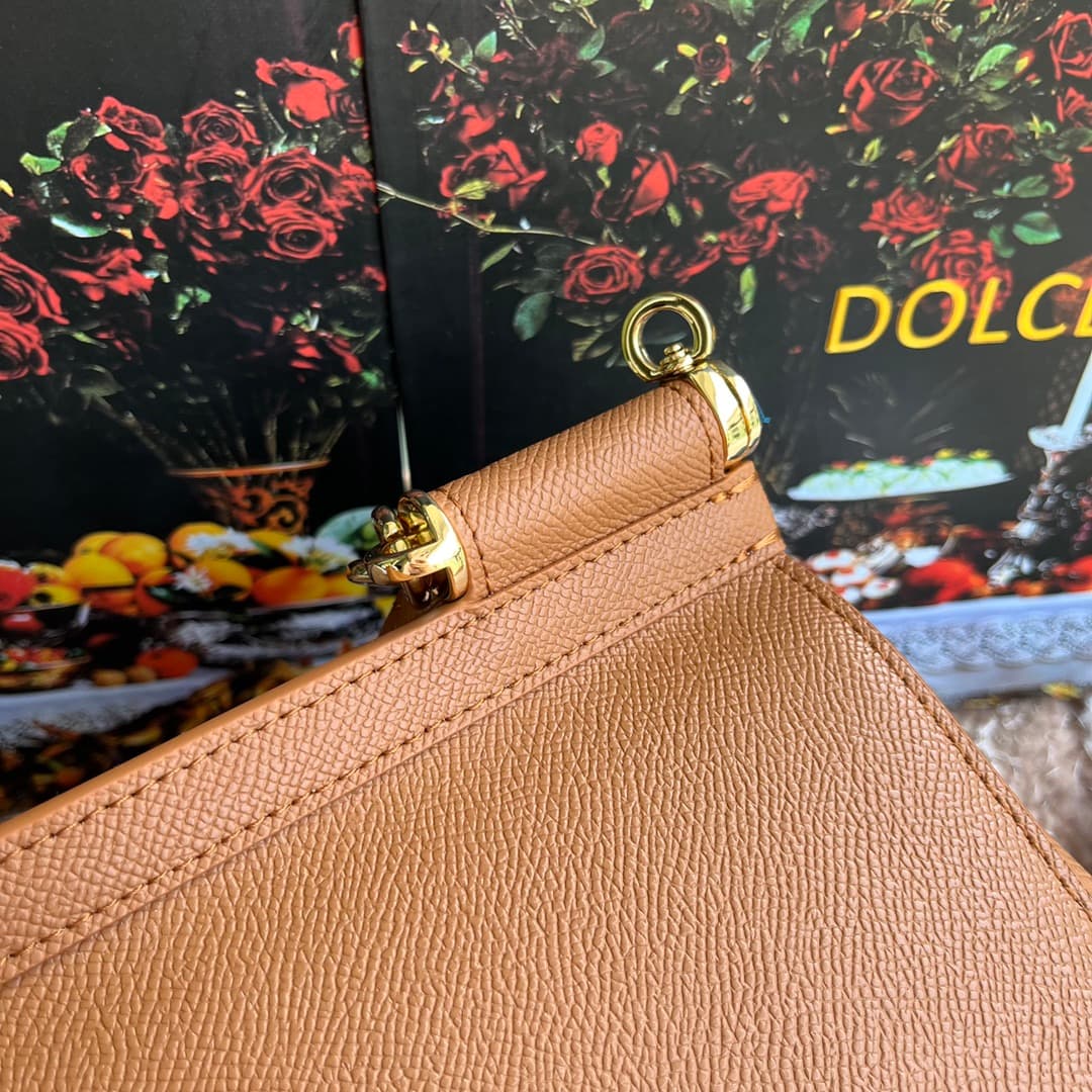 DG复刻 Medium Crossbody Bag