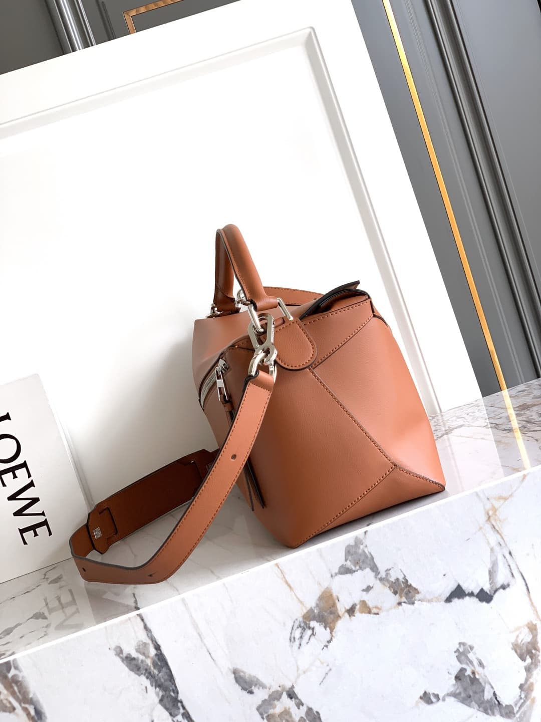 Loewe Brown Medium Product S242488