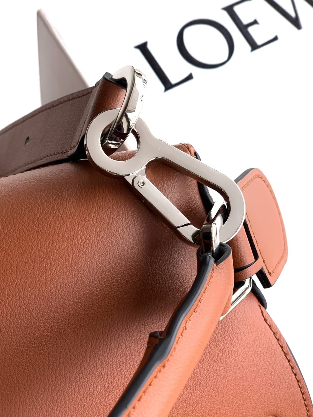 Loewe Brown Medium Product S242488