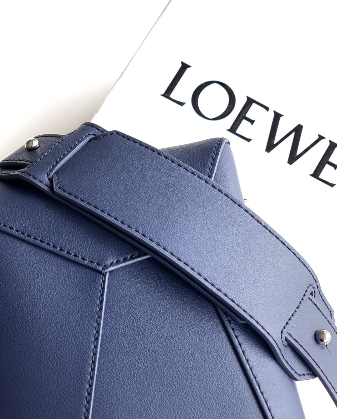 Loewe Blue Medium Product S242488