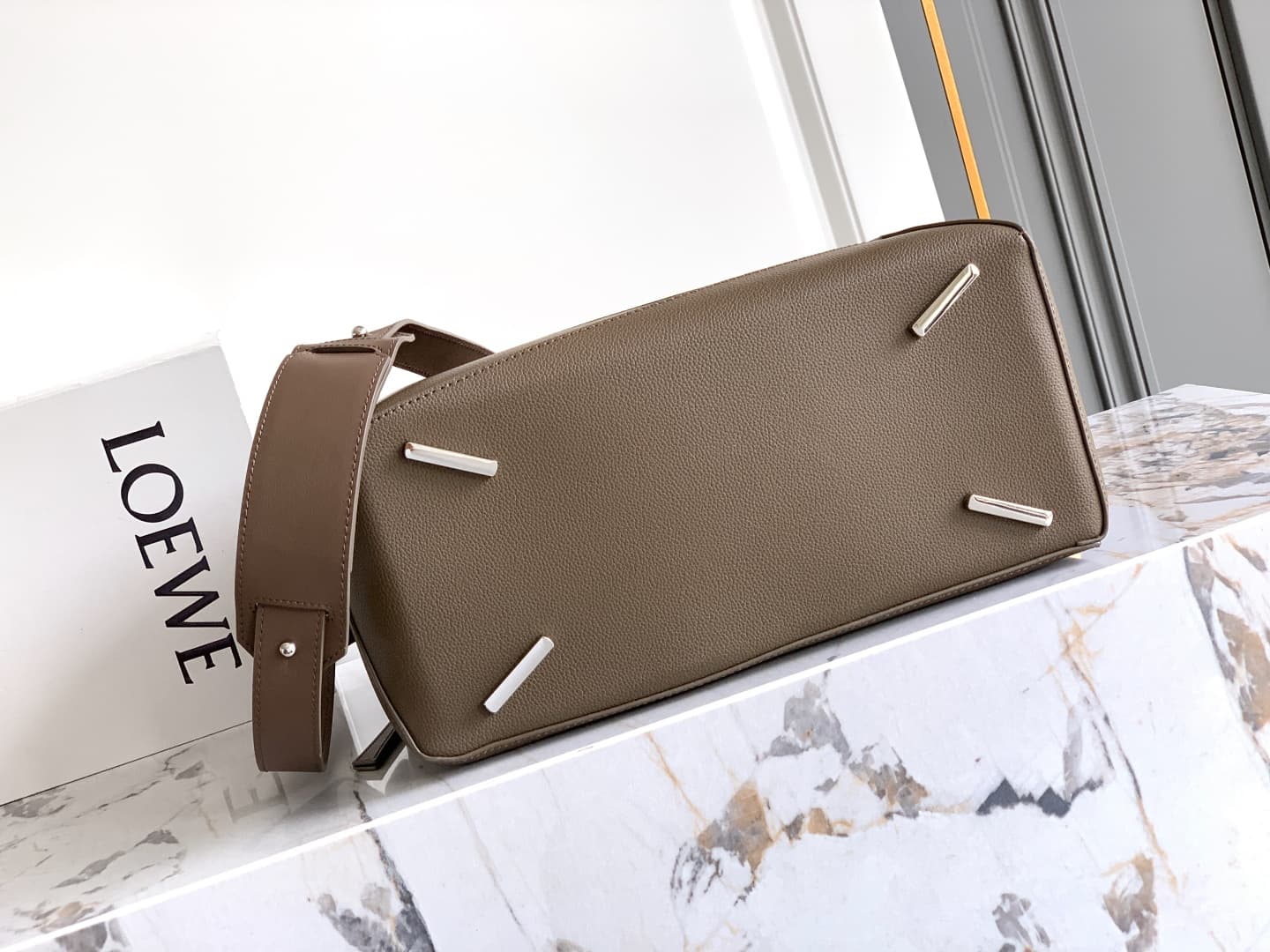 Loewe Medium Product S242488