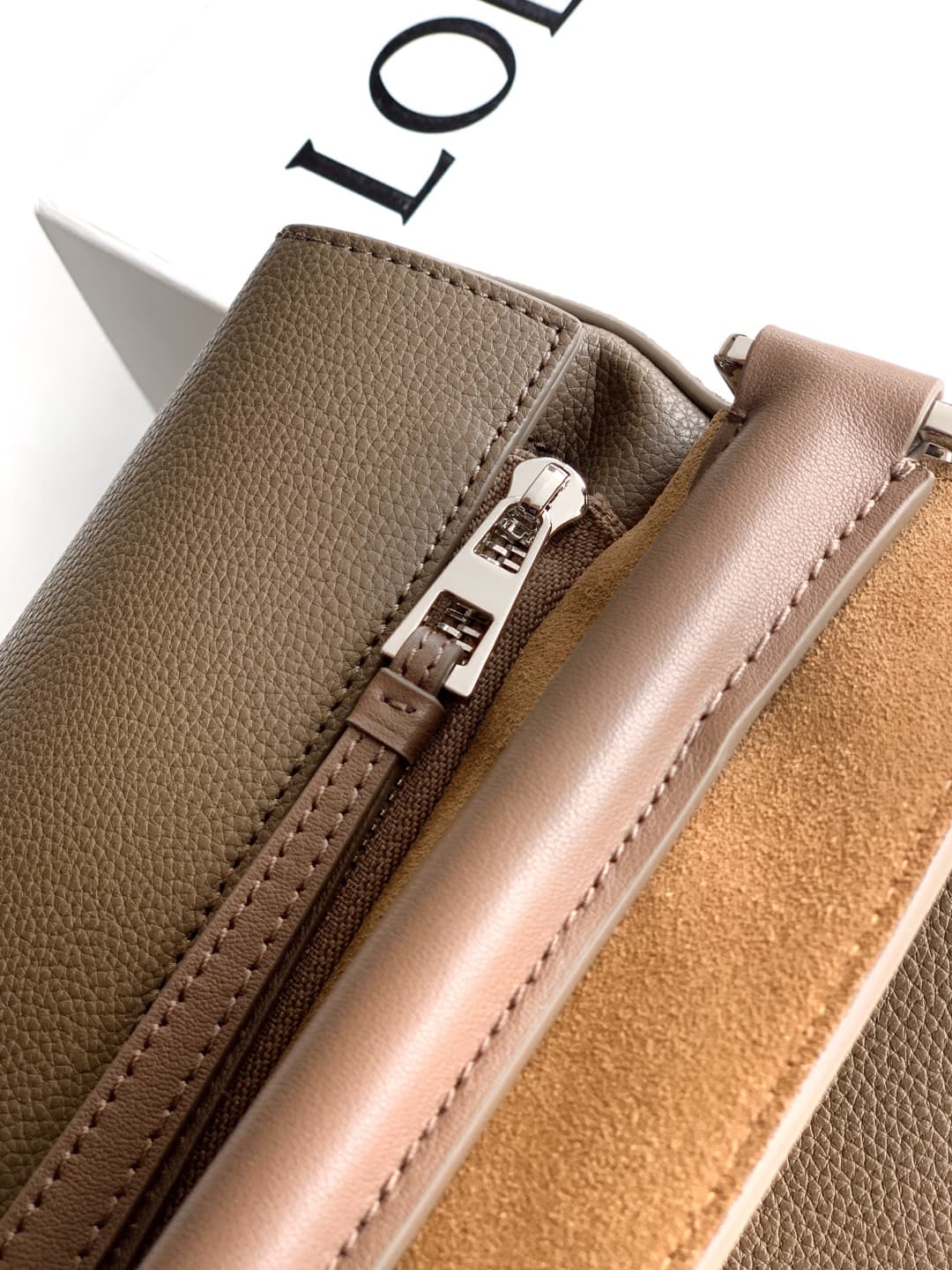 Loewe Medium Product S242488