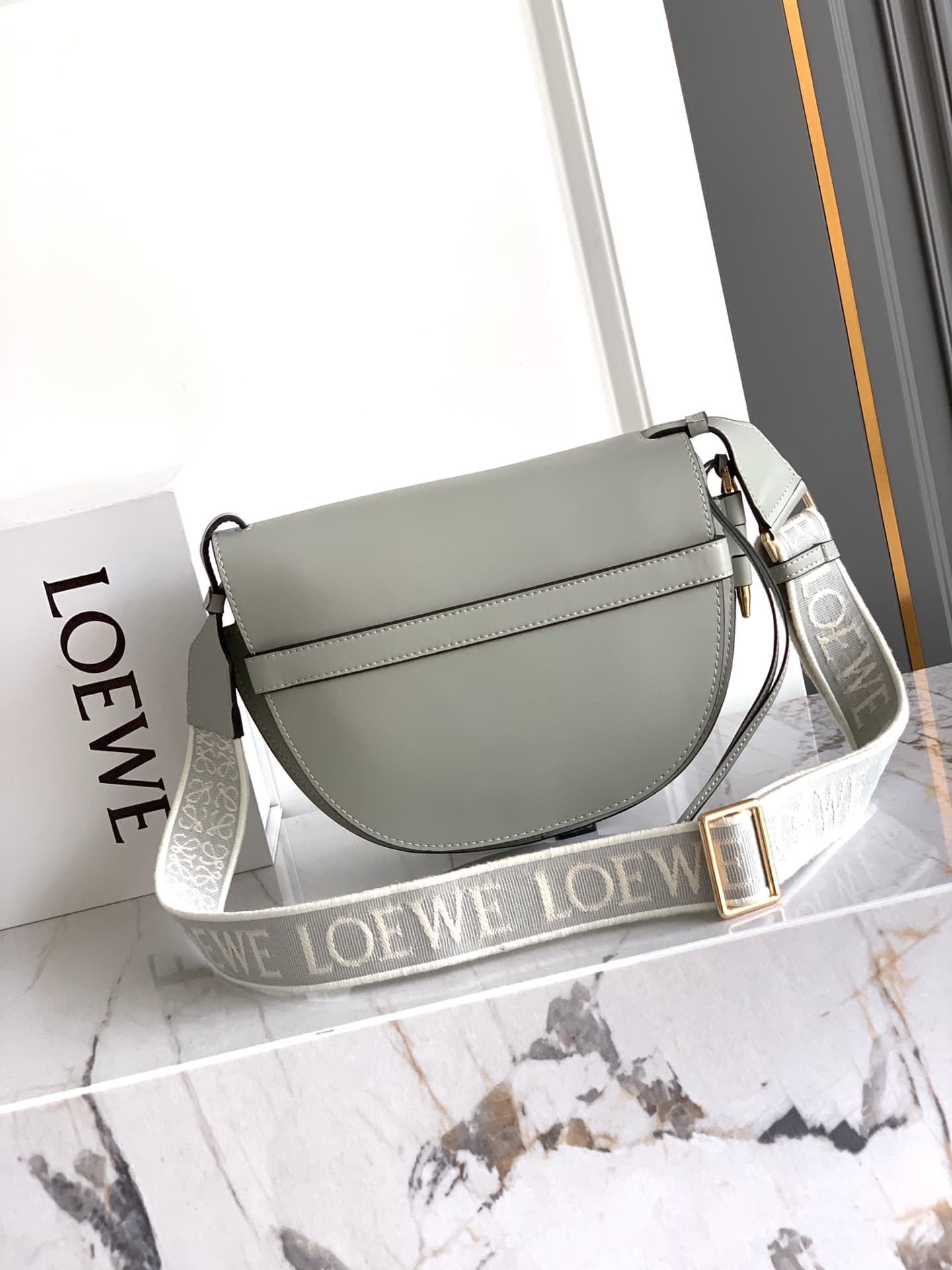 Loewe Crossbody Bag 3039B
