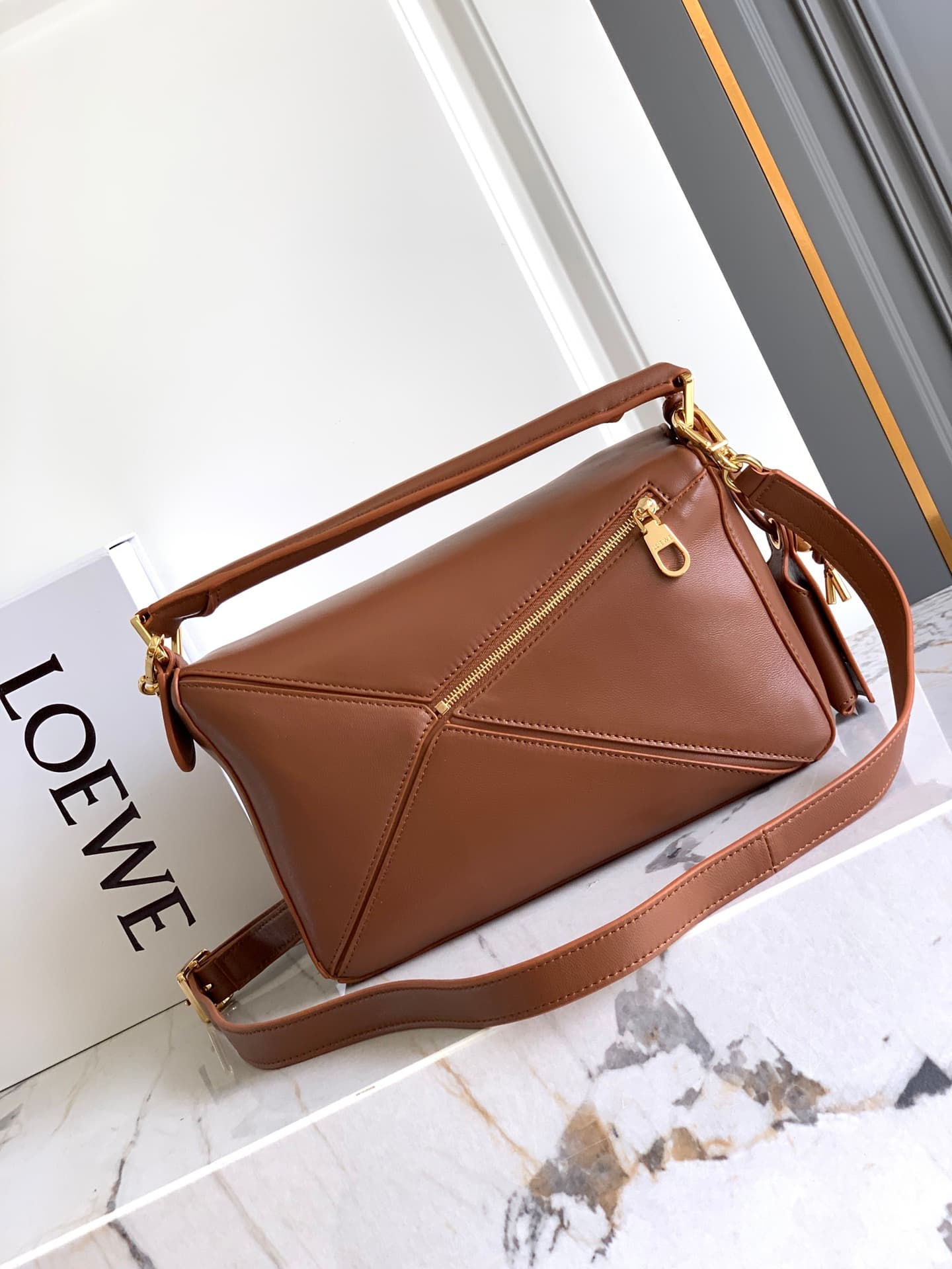 Loewe Cream Product S250505
