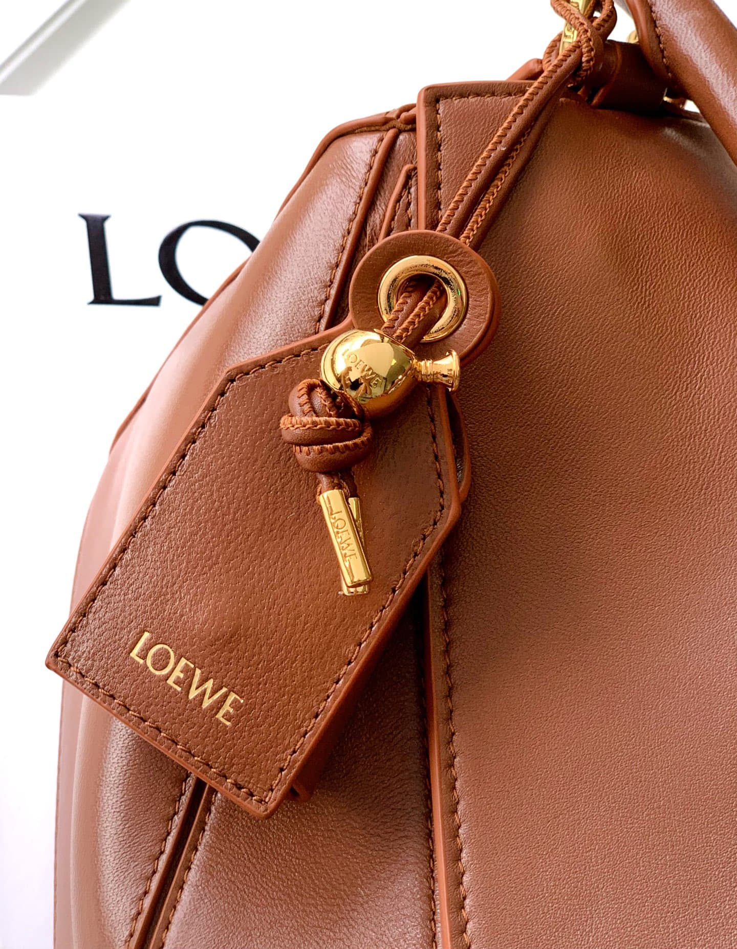 Loewe Cream Product S250505