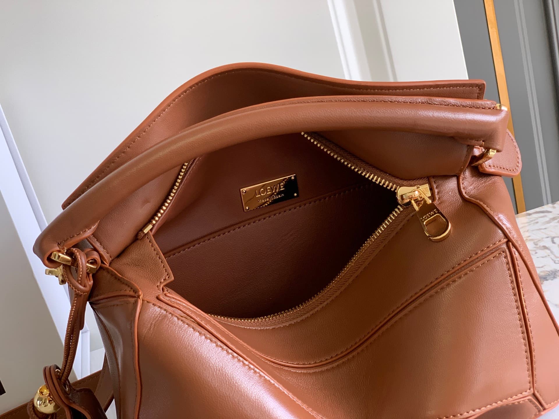 Loewe Cream Product S250505
