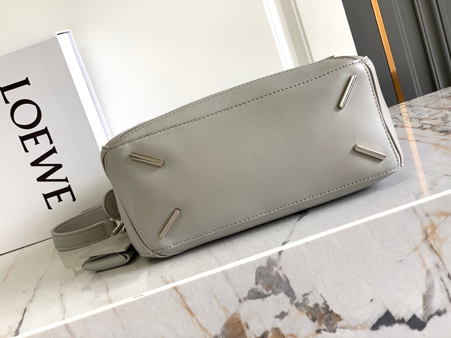 Loewe Grey Product S250505