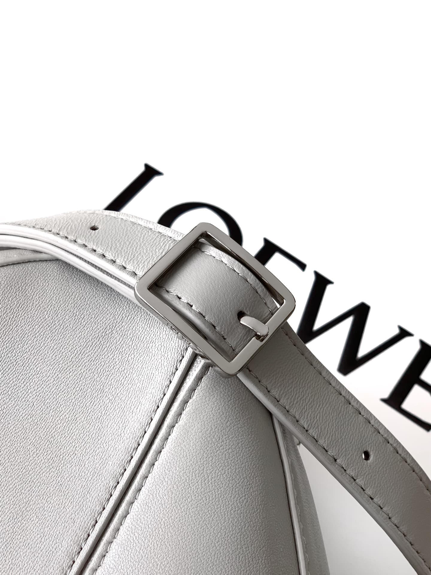 Loewe Grey Product S250505
