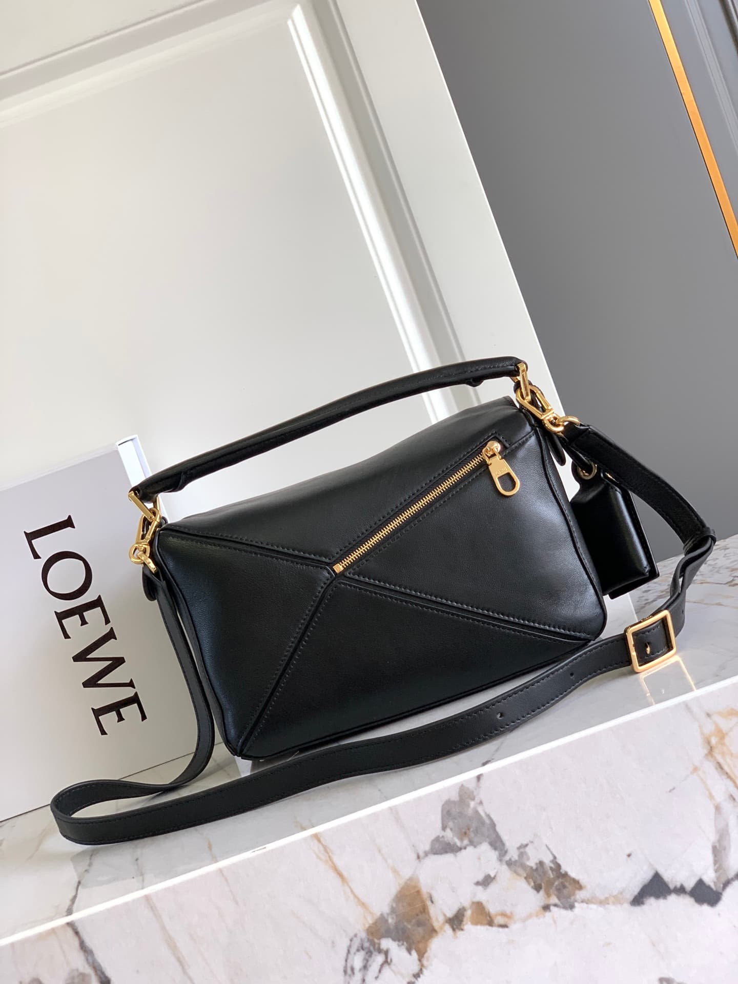 Loewe Black Product S250505