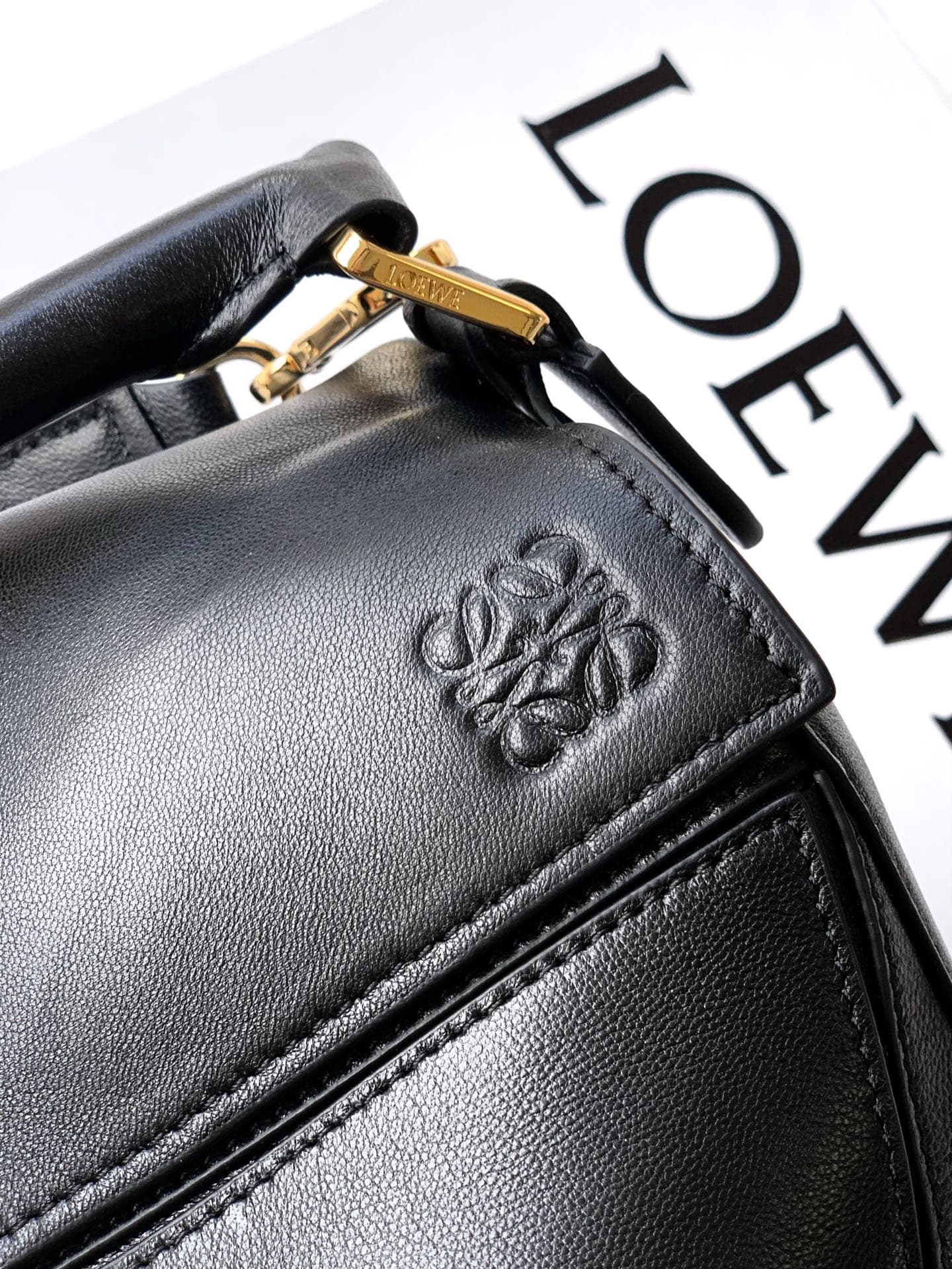 Loewe Black Product S250505