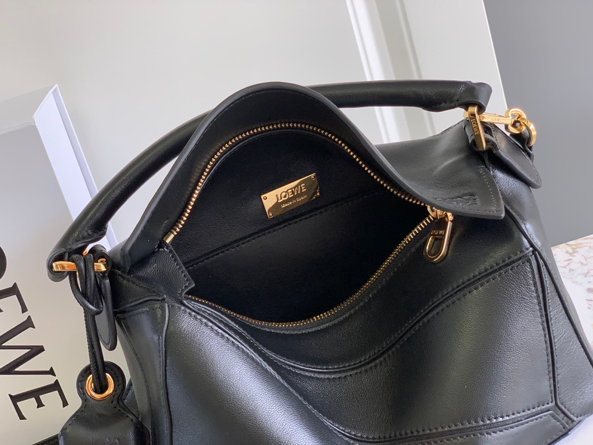 Loewe Black Product S250505