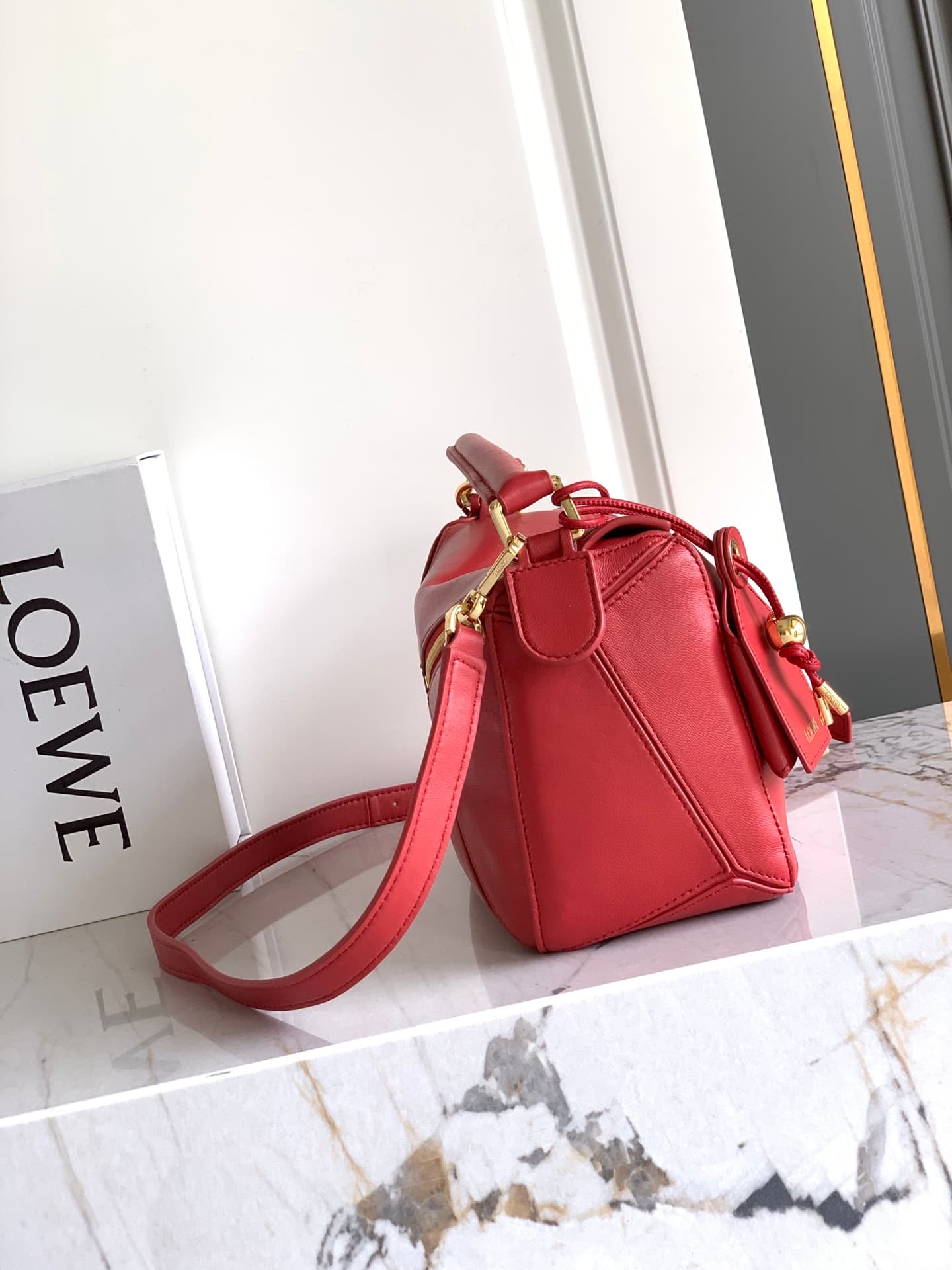 Loewe Red Product S250505
