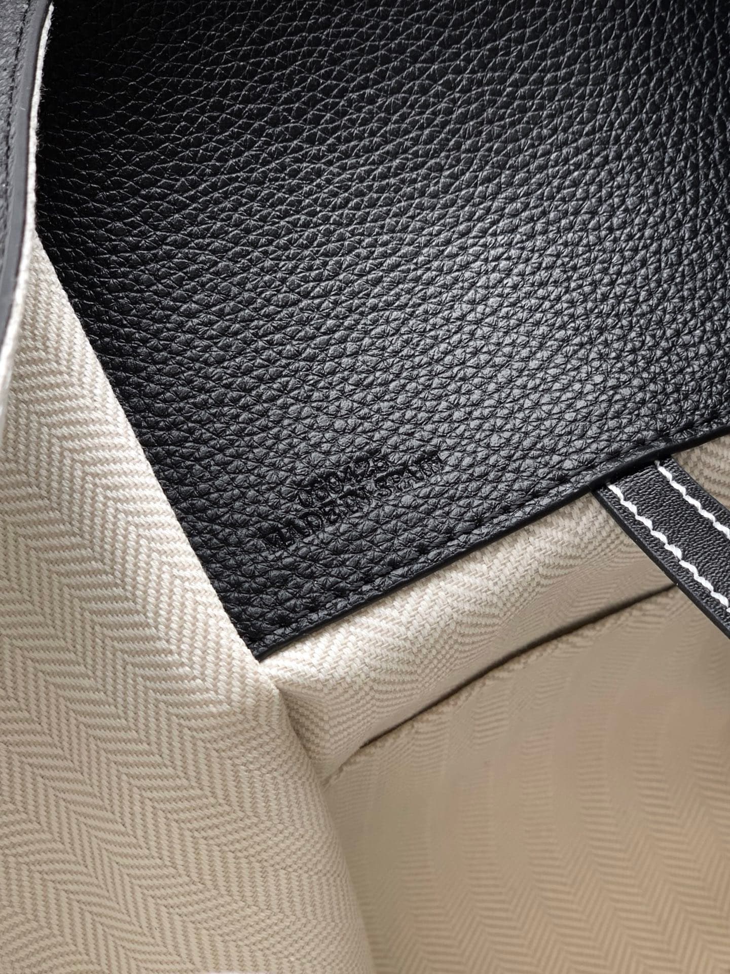 Loewe Small Bag S34