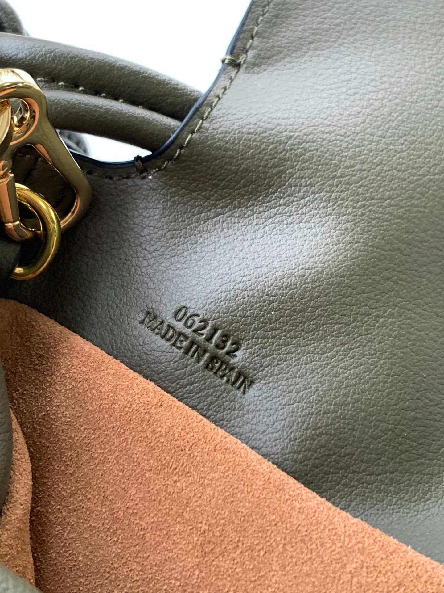 Loewe Green Crossbody Bag S062