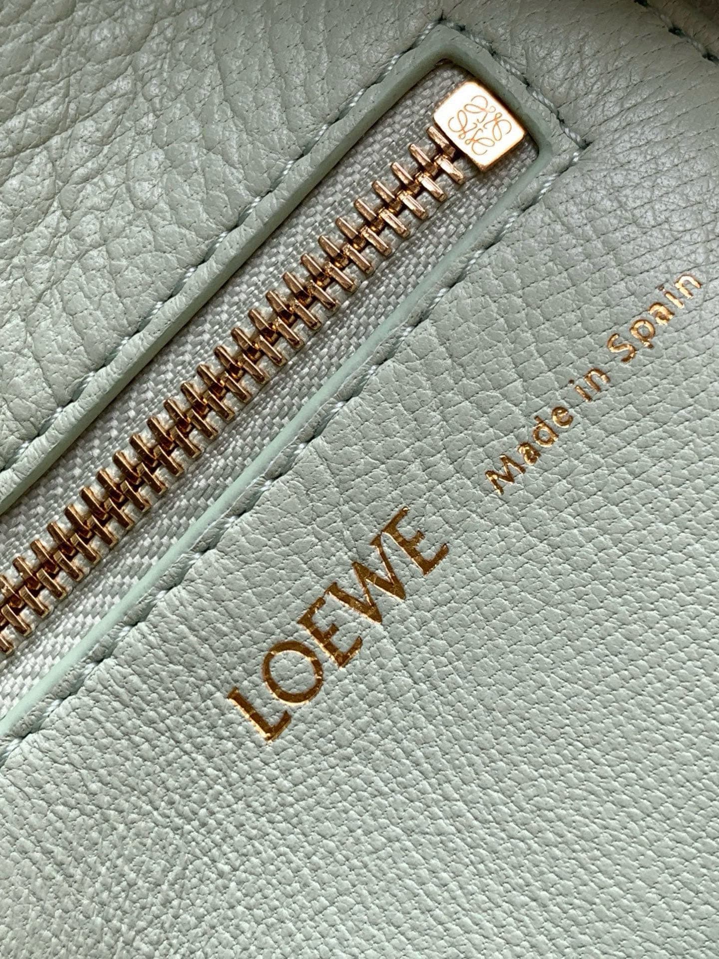 Loewe Small Crossbody Bag 9042