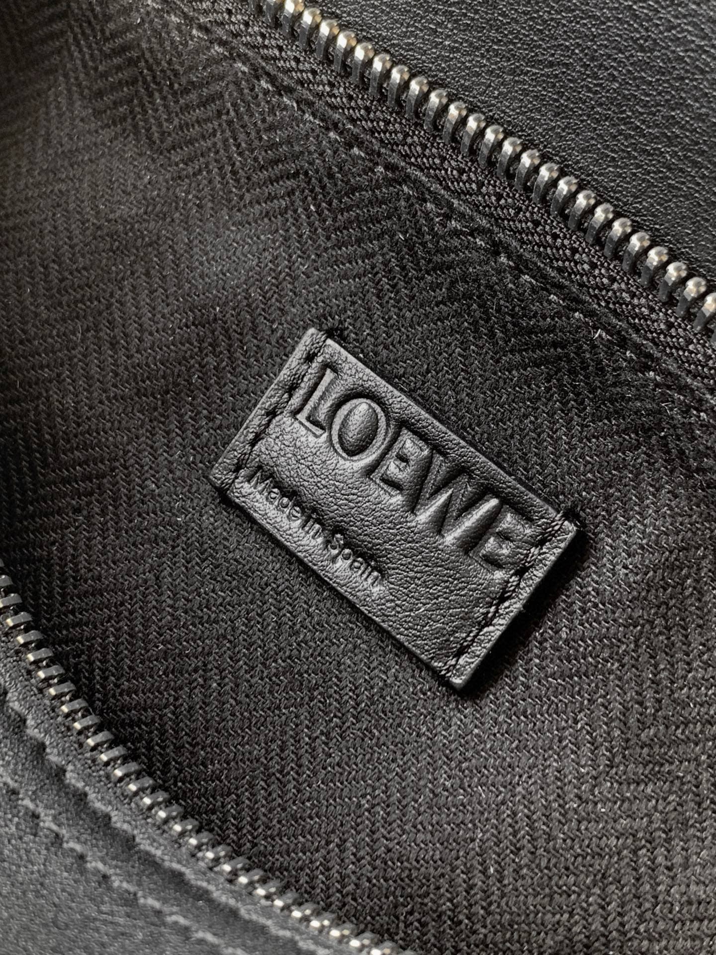 Loewe Black Small Crossbody Bag 9151