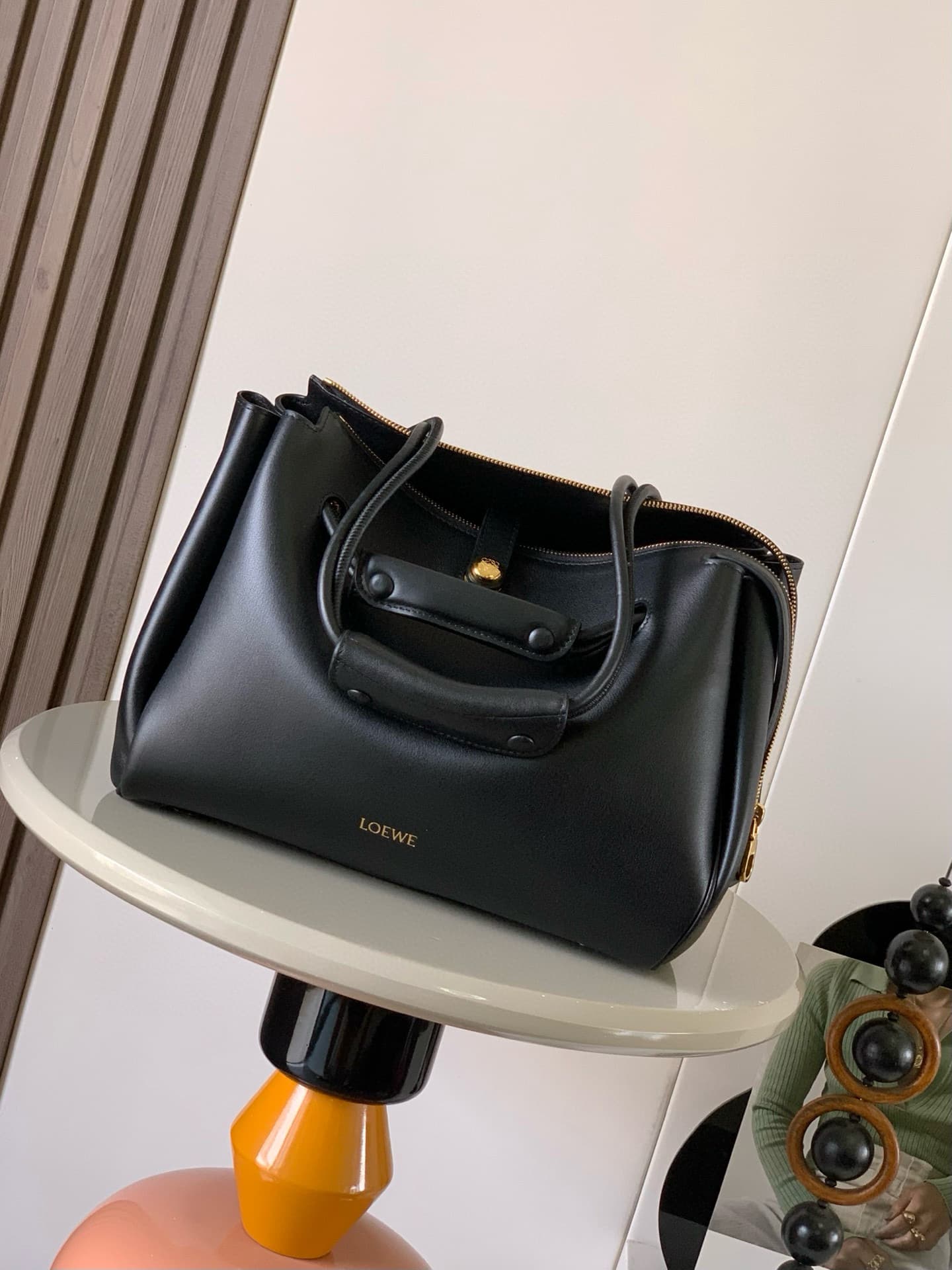 Loewe Black Bag 9147