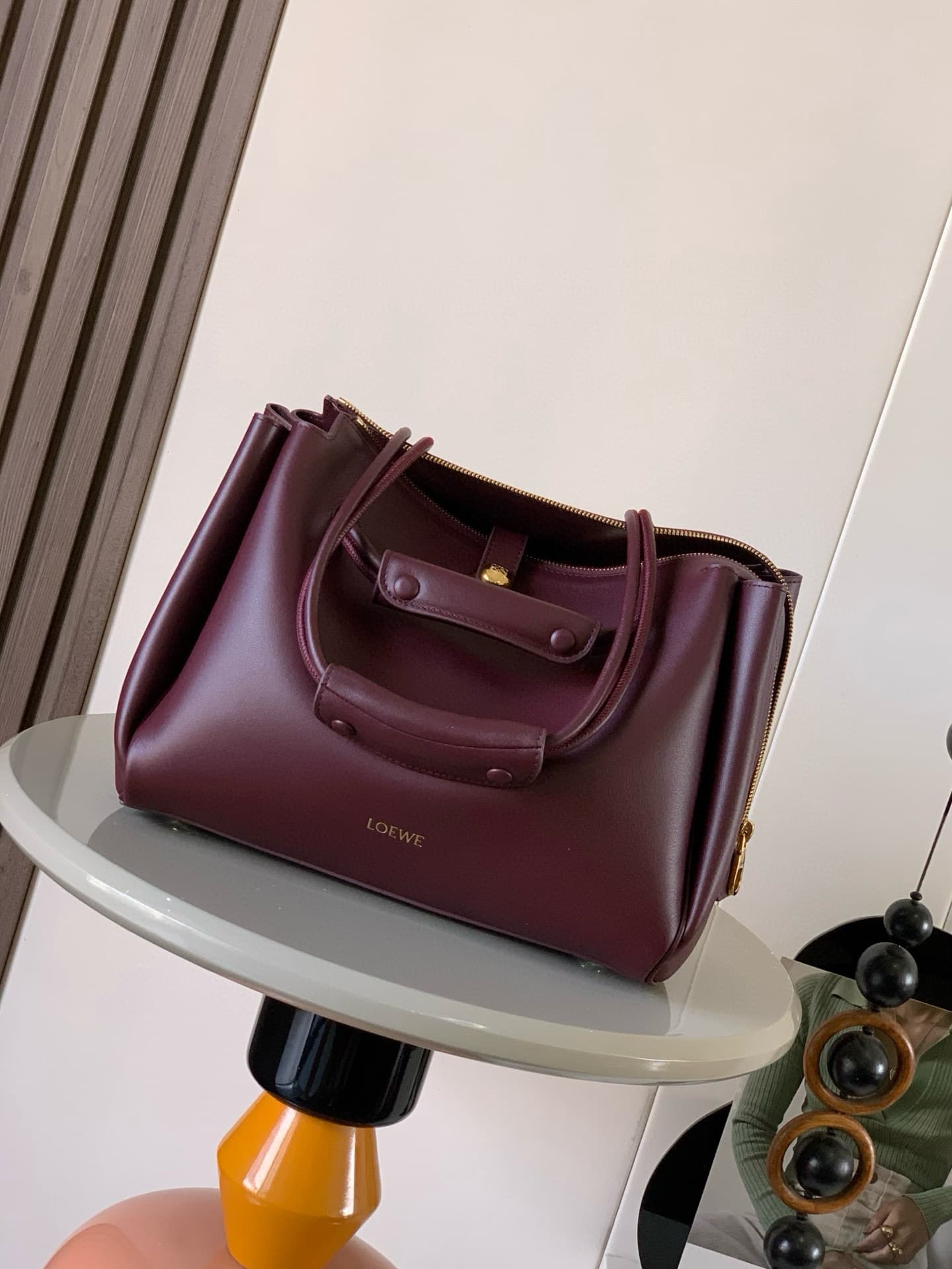 Loewe Red Bag 9147
