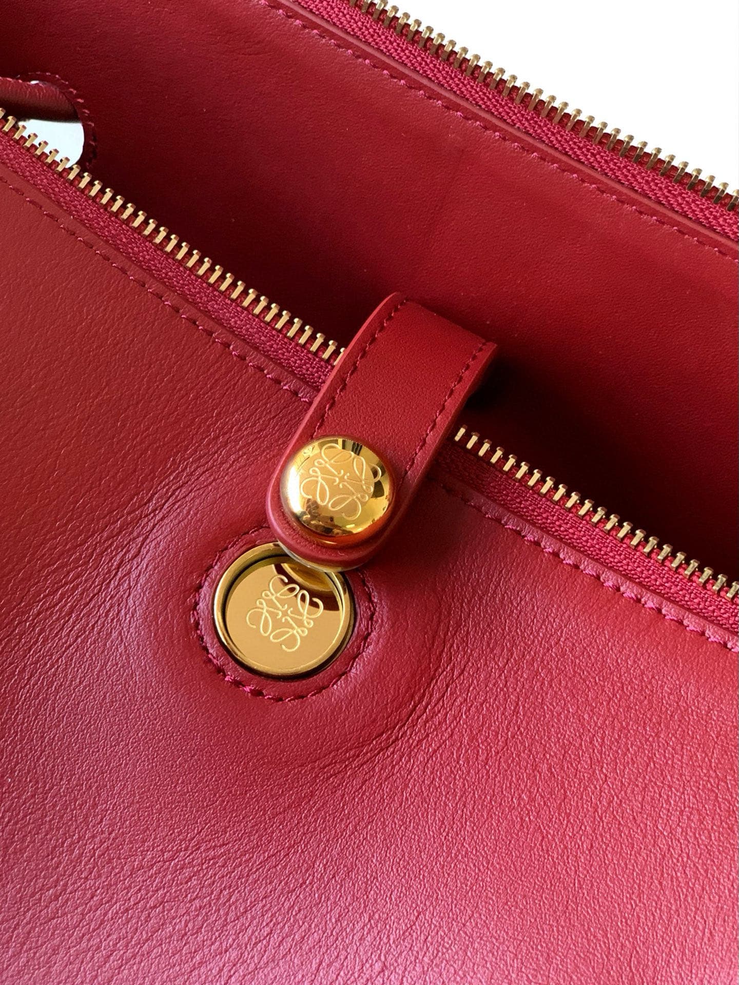 Loewe Red Medium Crossbody Bag 9147