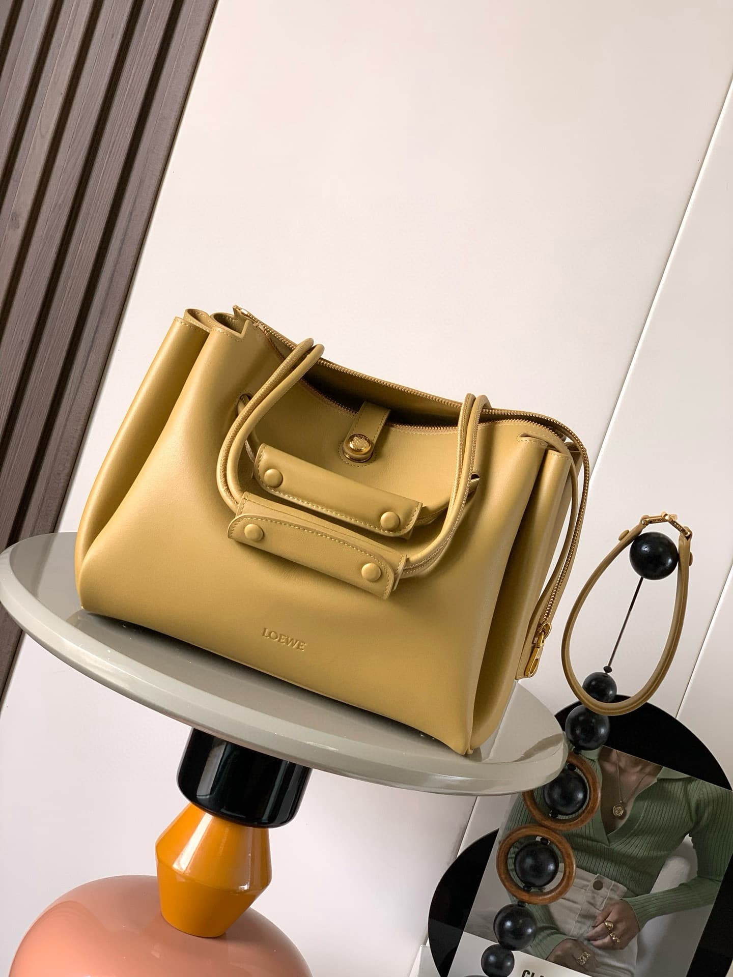 Loewe Yellow Bag 9147