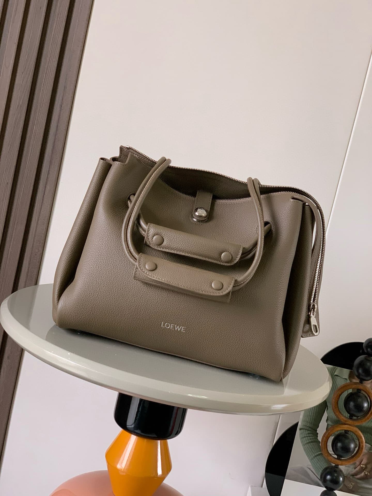 Loewe Brown Bag 9147