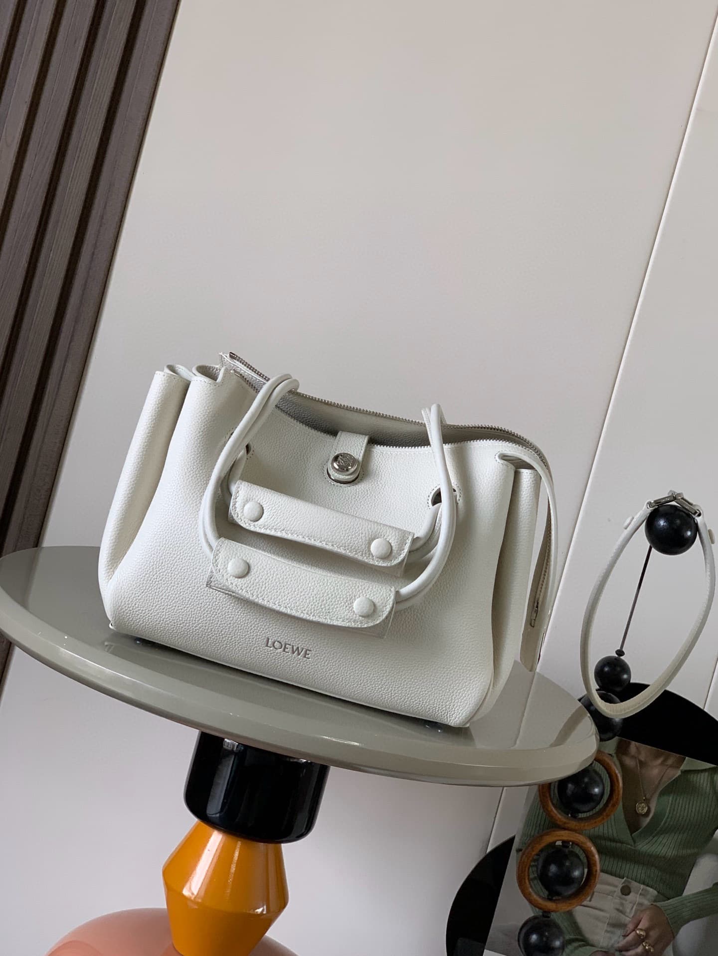 Loewe White Bag 9146