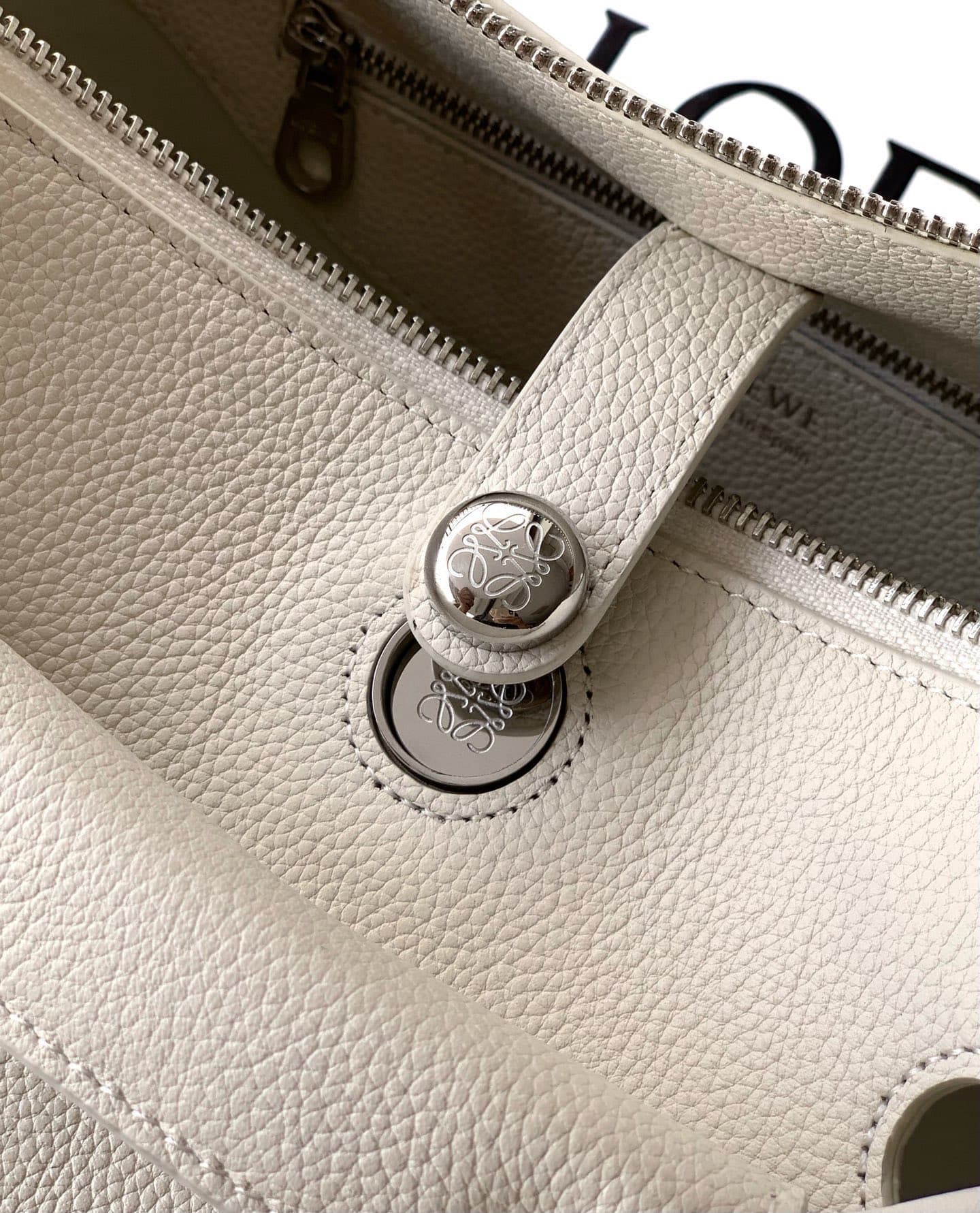 Loewe White Small Crossbody Bag 9146