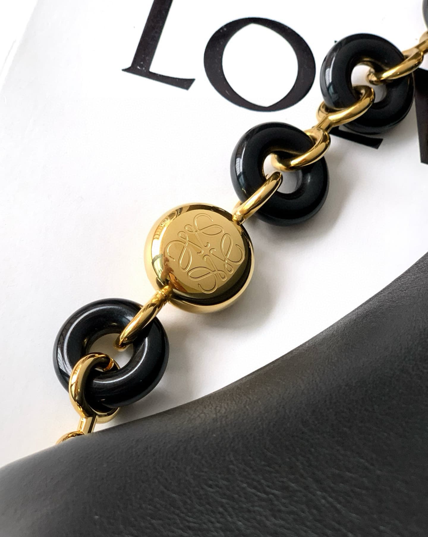 Loewe Black Medium Product 9150