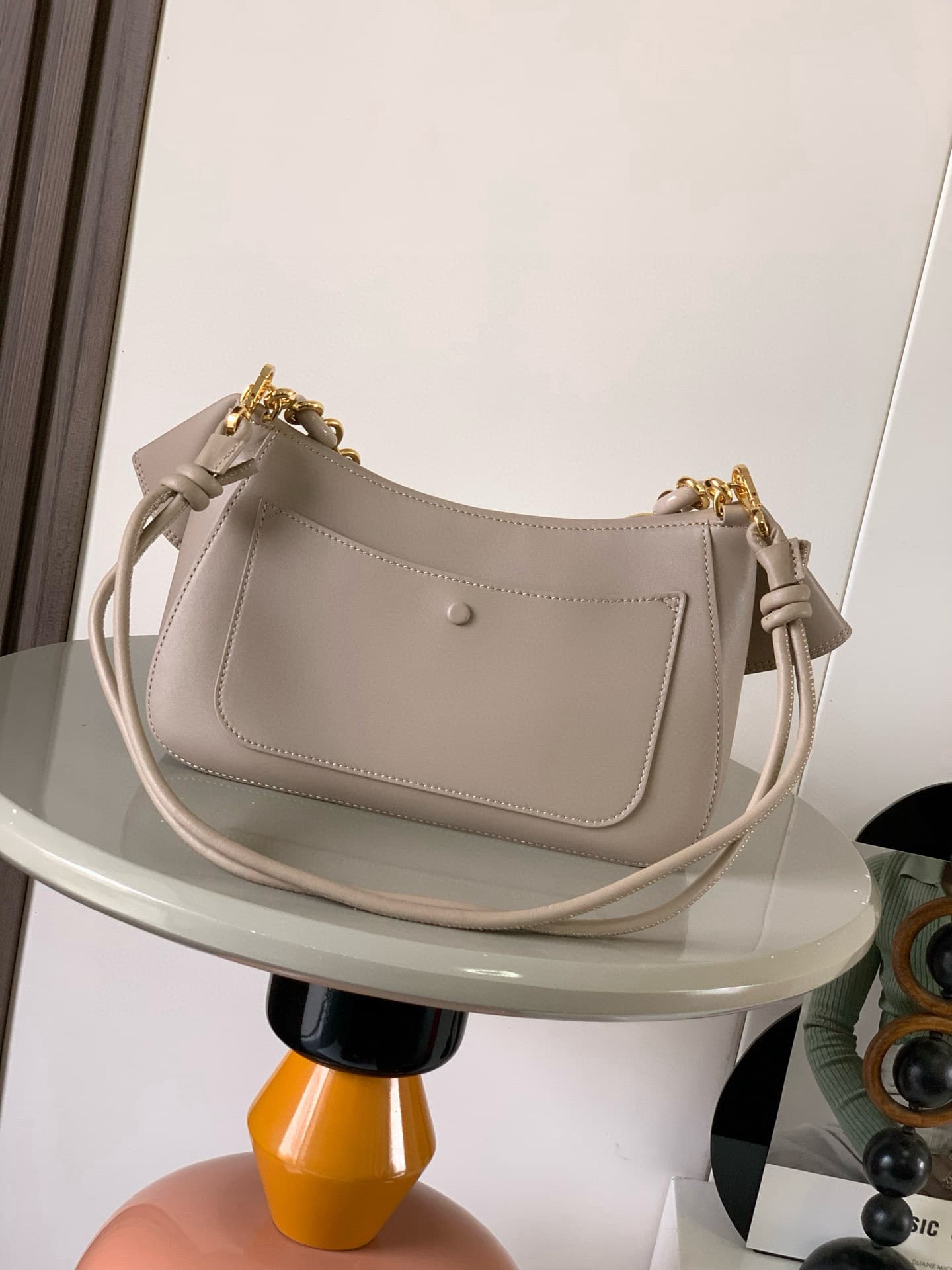 Loewe Gold Medium Product 9150