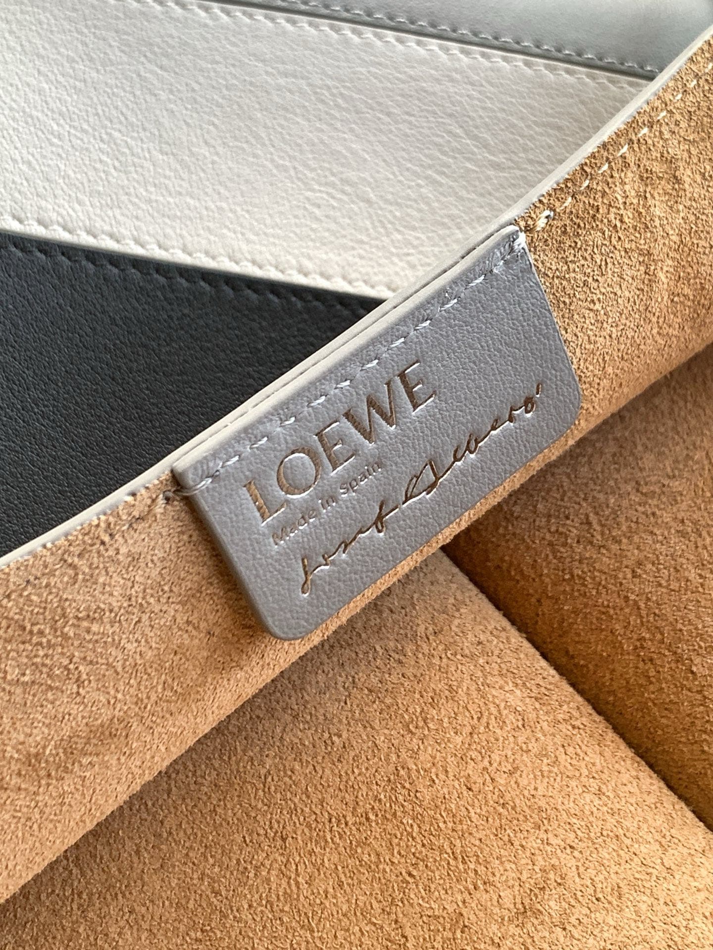 Loewe Grey Medium Shoulder Bag 9103
