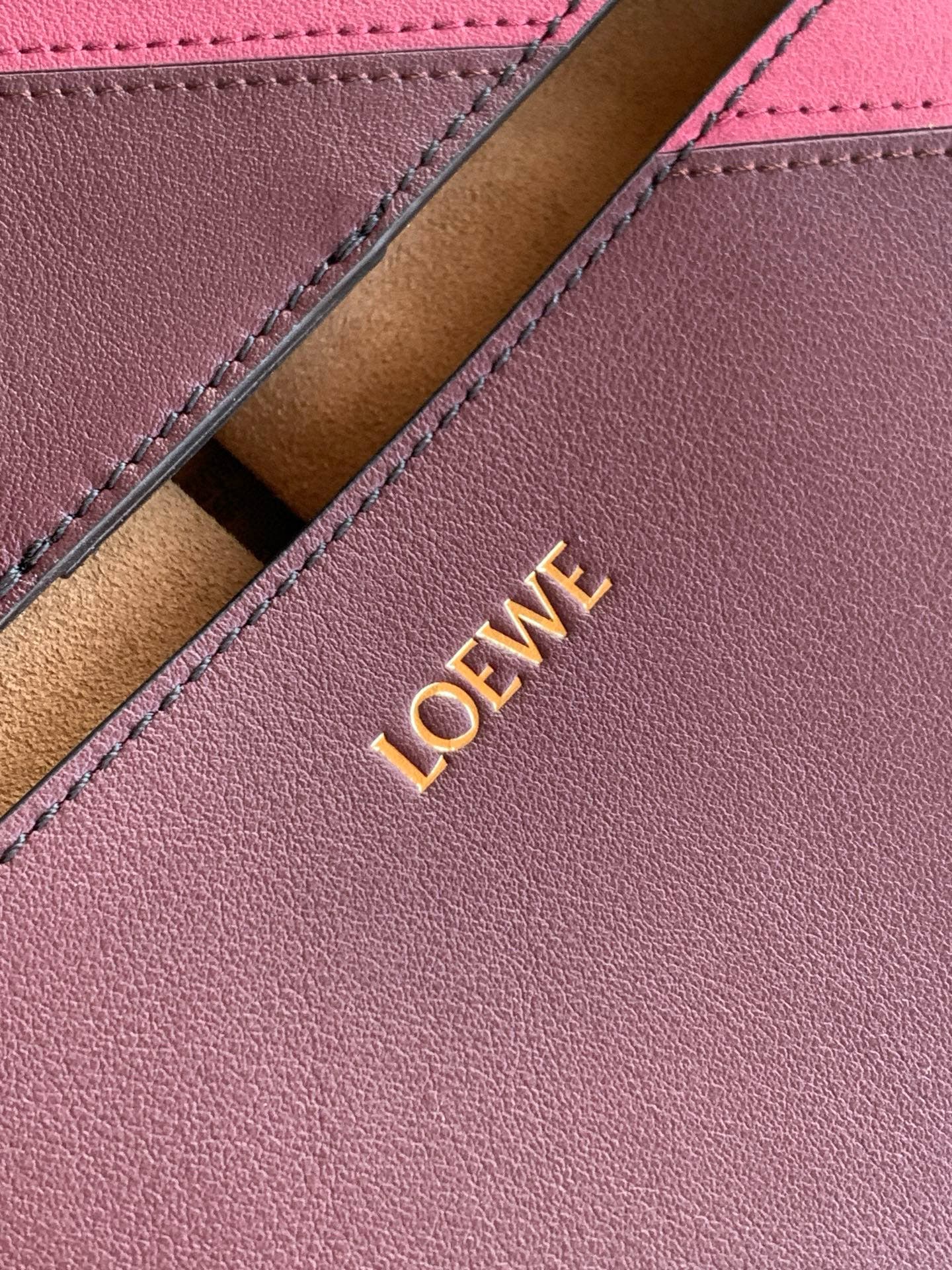 Loewe Black Medium Shoulder Bag 9103