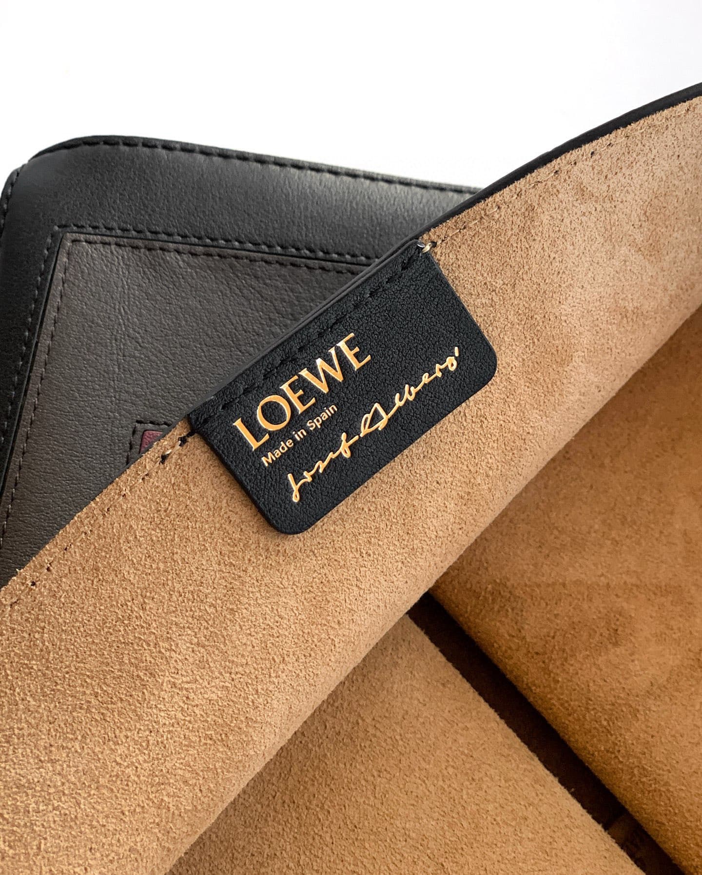 Loewe Black Medium Shoulder Bag 9103