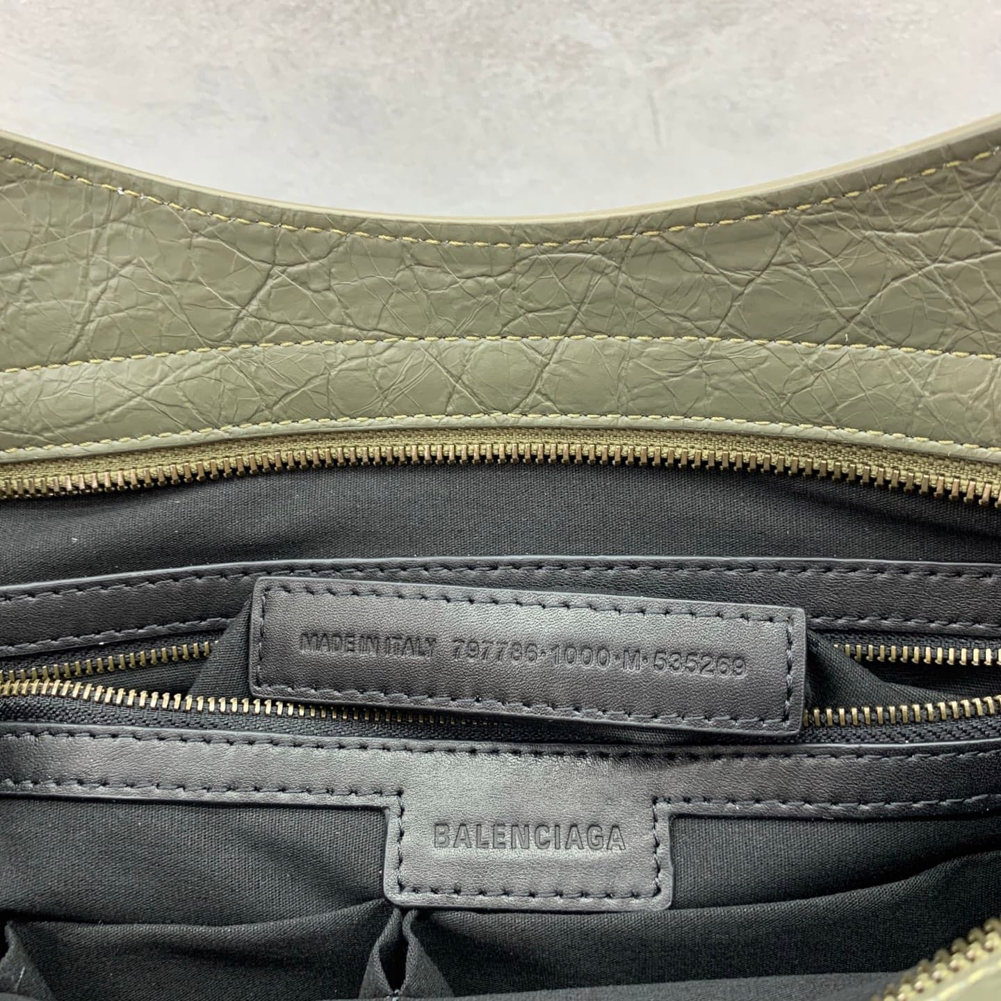 Balenciaga Green Large Wallet 1157481180