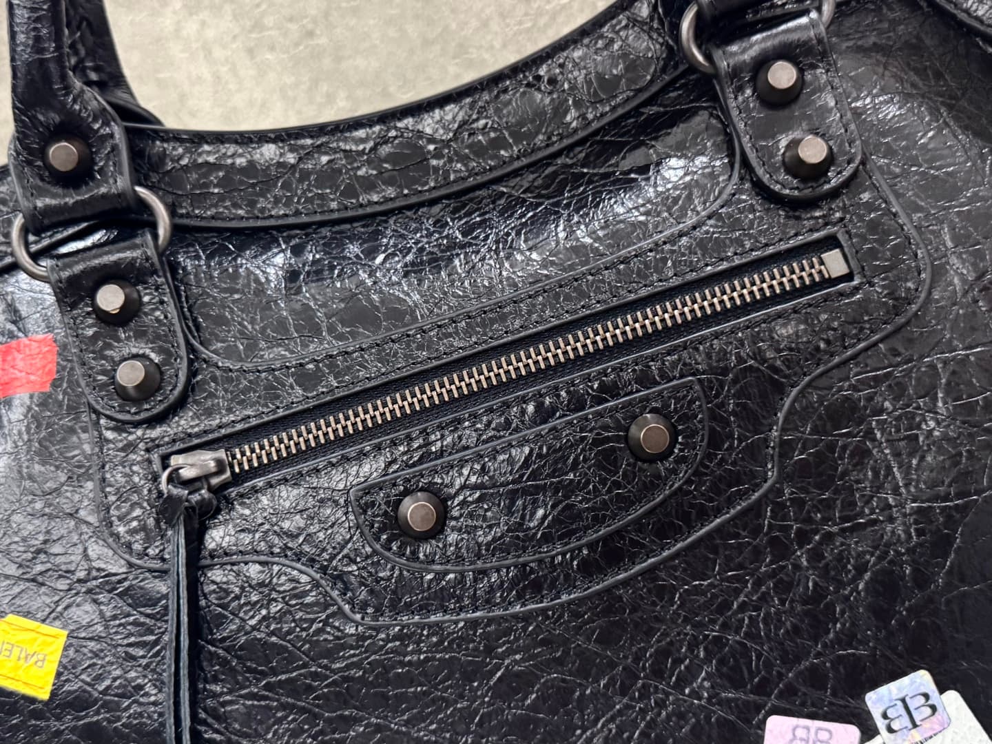 Balenciaga Black Medium Shoulder Bag 0622