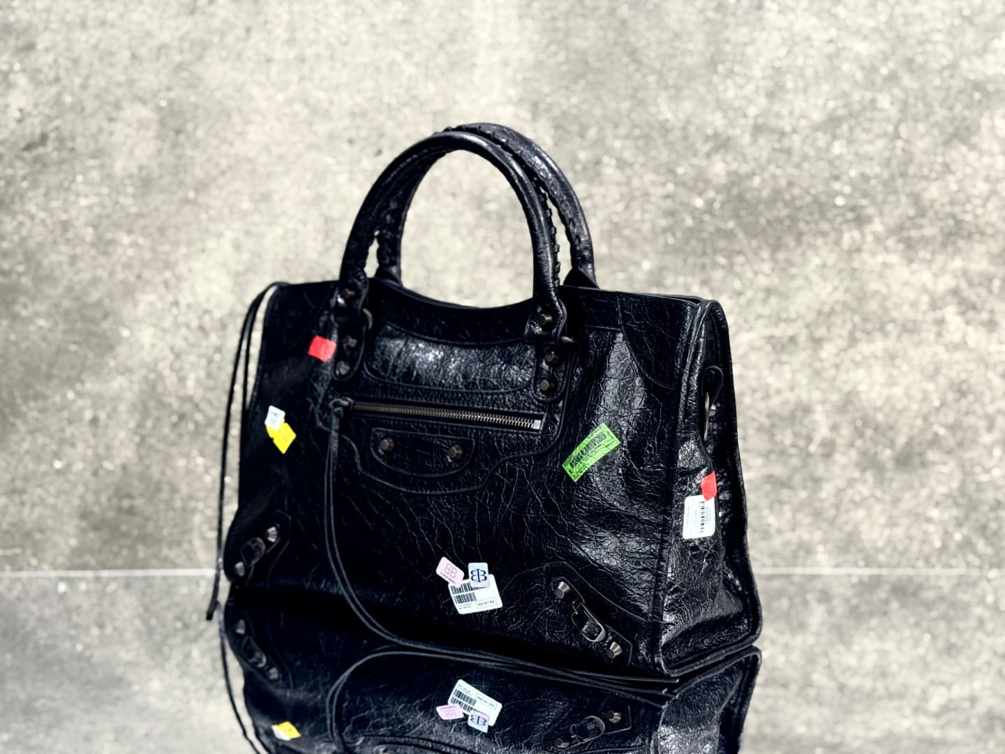 Balenciaga Black Medium Shoulder Bag 0622