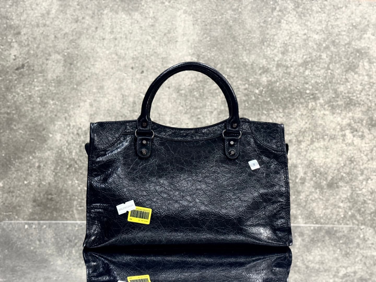 Balenciaga Black Medium Shoulder Bag 0622