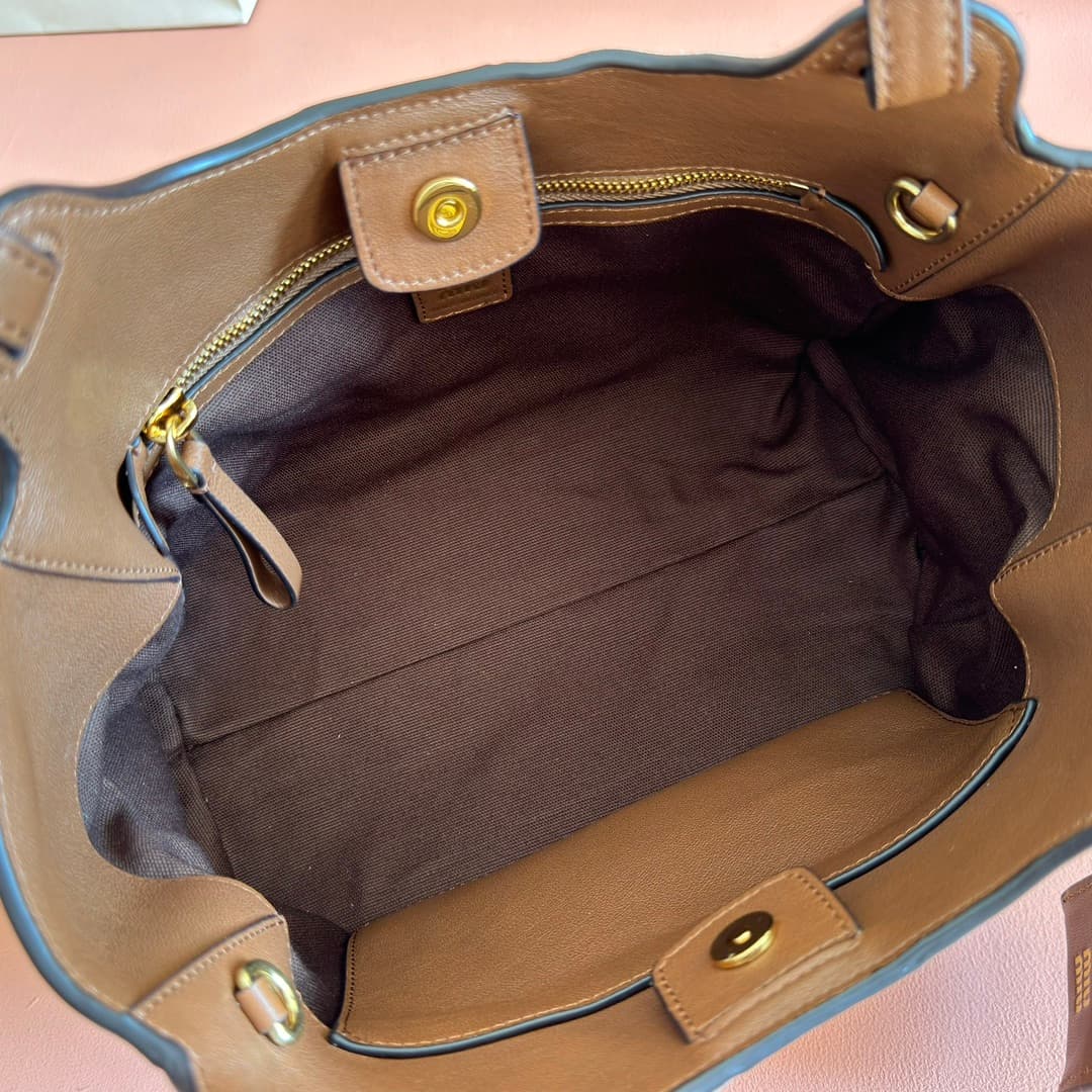miumiu 谬谬 Tote Bag 5ba304