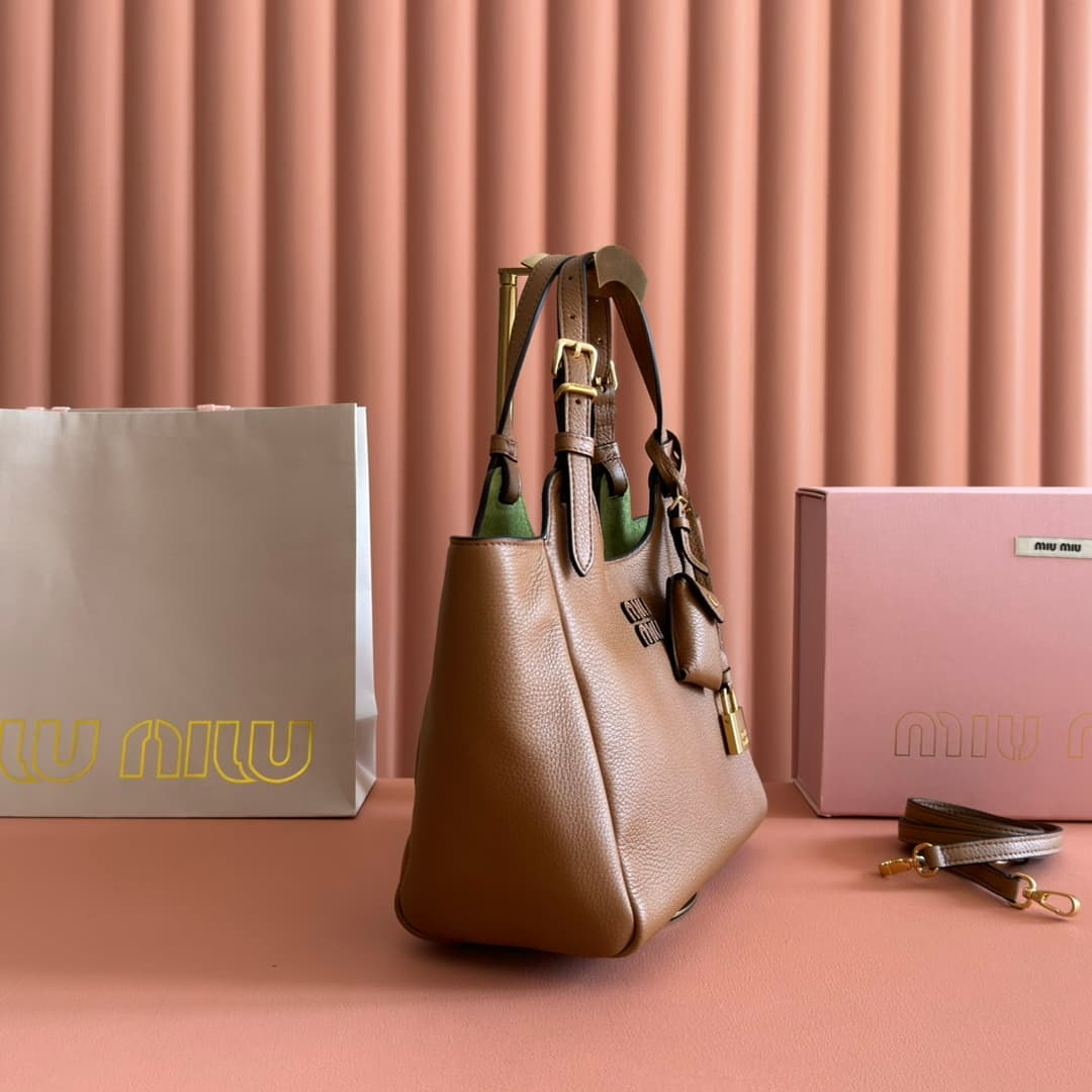 miumiu 谬谬 Tote Bag 5ba304