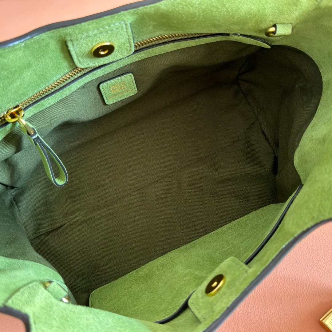 miumiu 谬谬 Tote Bag 5ba304