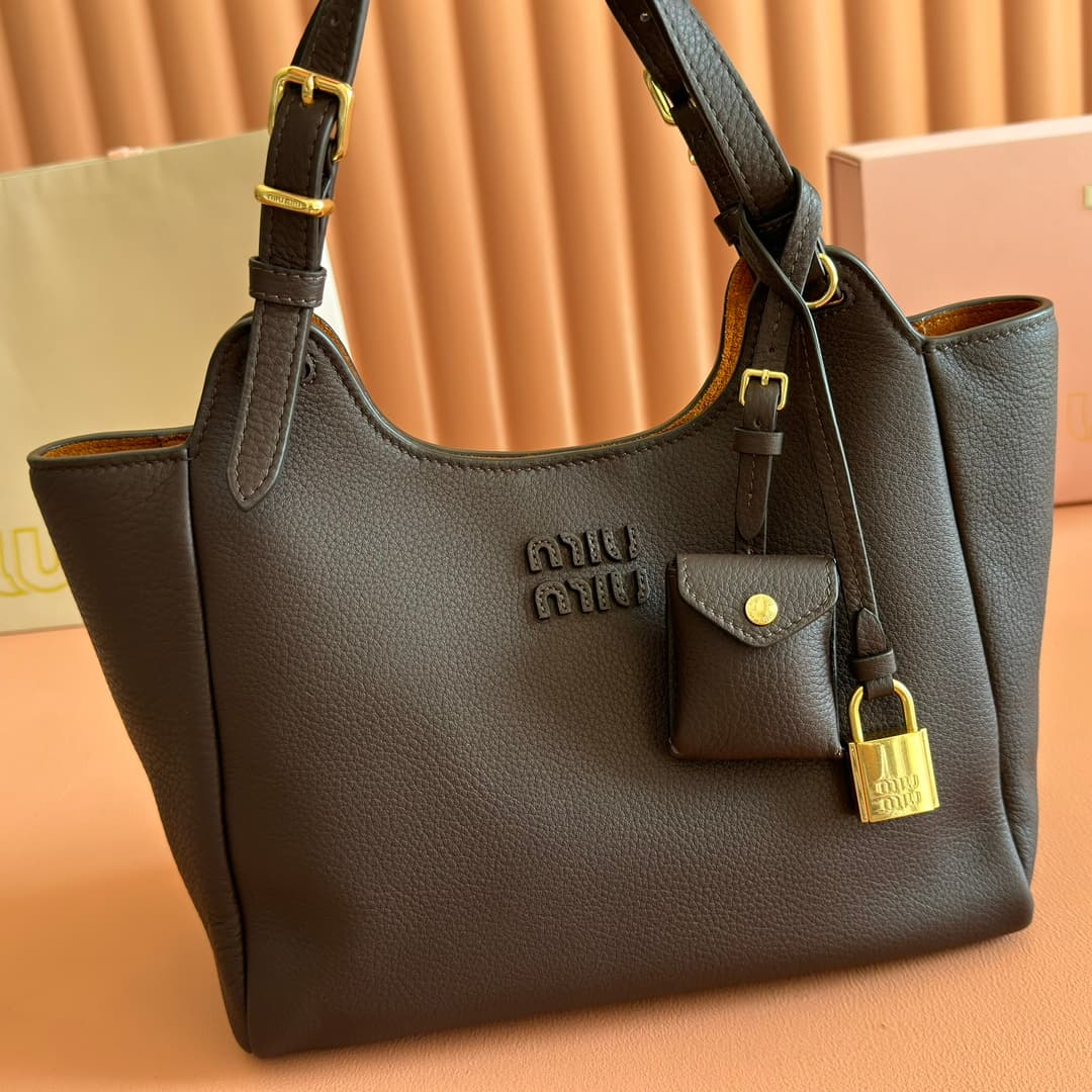 miumiu 谬谬 Tote Bag 5ba304